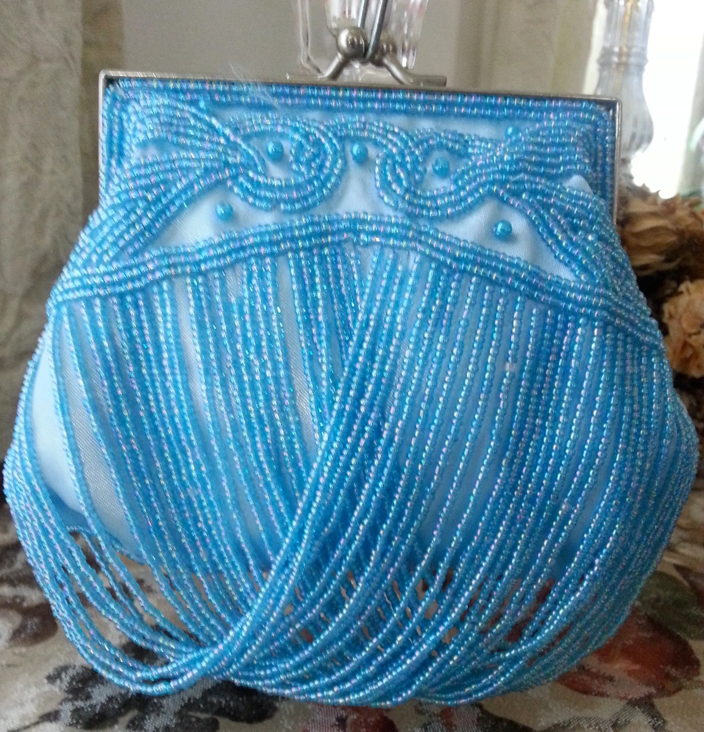 Dangling Beaded Round Evening Clutch Purse with Metal Clasp and Chain Inside