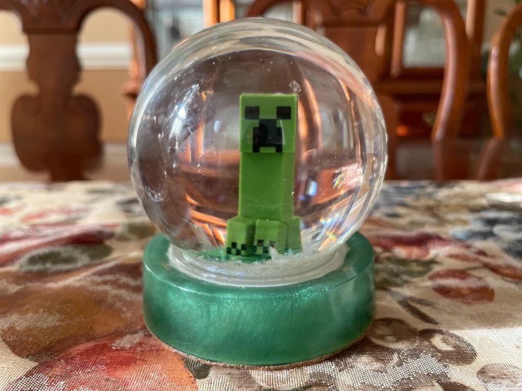 Minecraft Creeper Online Game Christmas Handmade Snow Globe - image 3