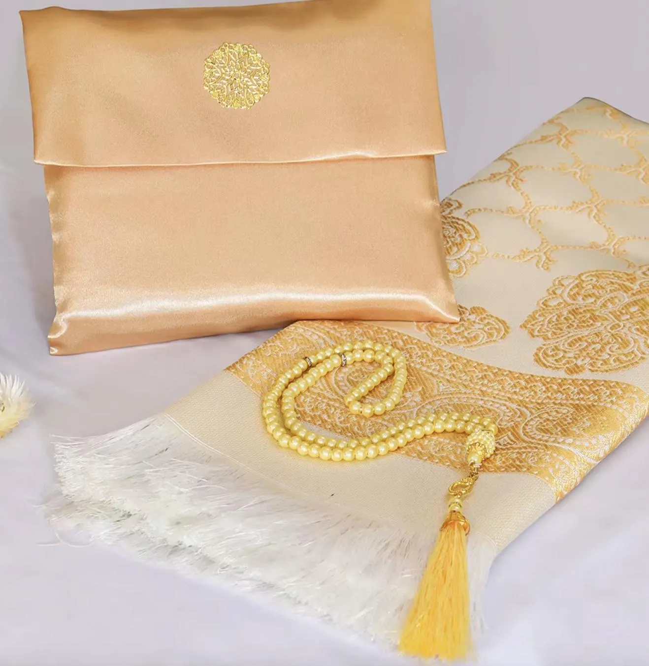 Travel Prayer Mat Gift Set Islamic Prayer Mat Ramadan Eid Wedding Gift Set Travel Bag Tasbeeh Prayer Beads - image 3