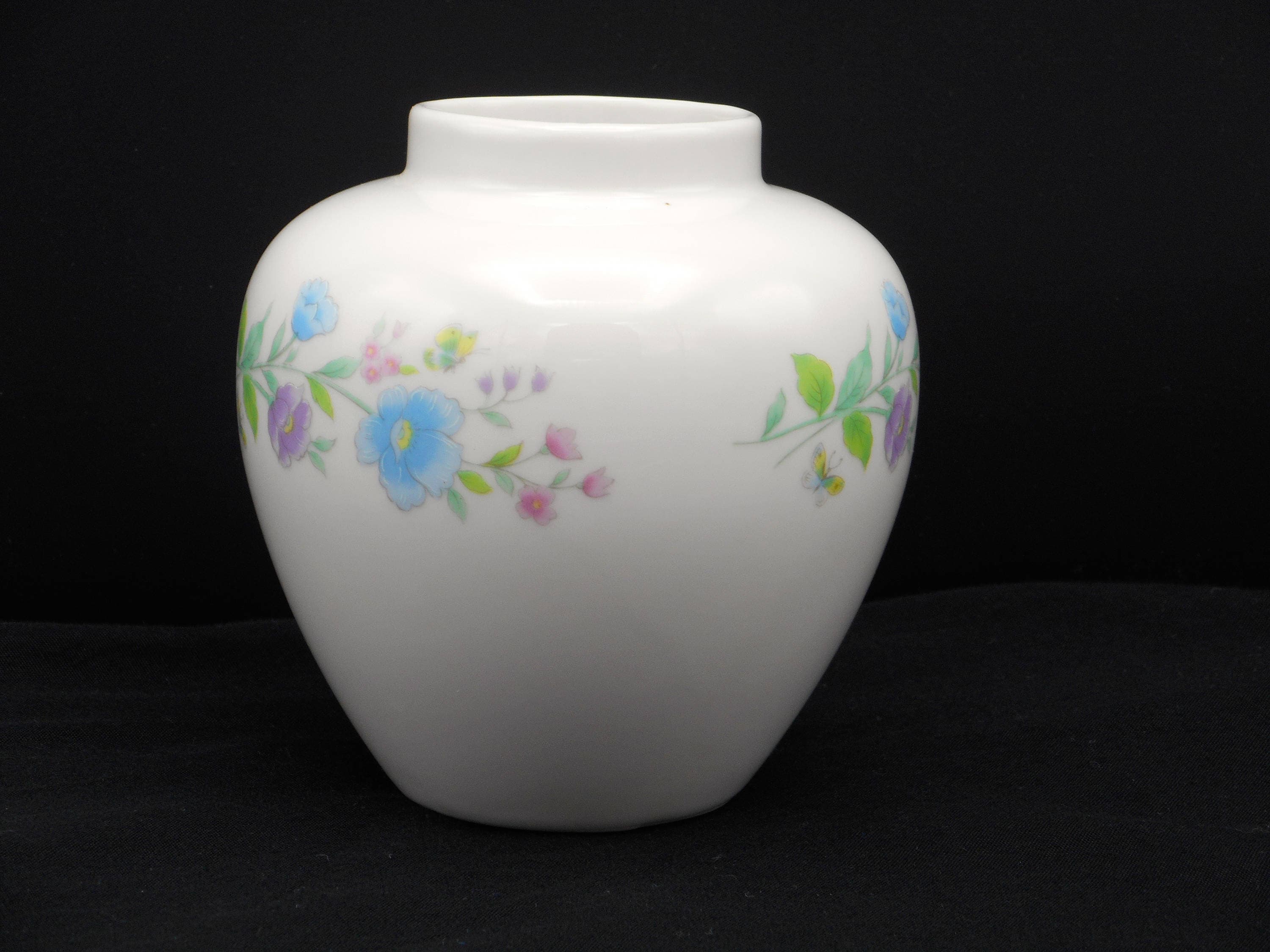 Porcelain Flowered Vintage Vase, 70's Decor, Made In Japan