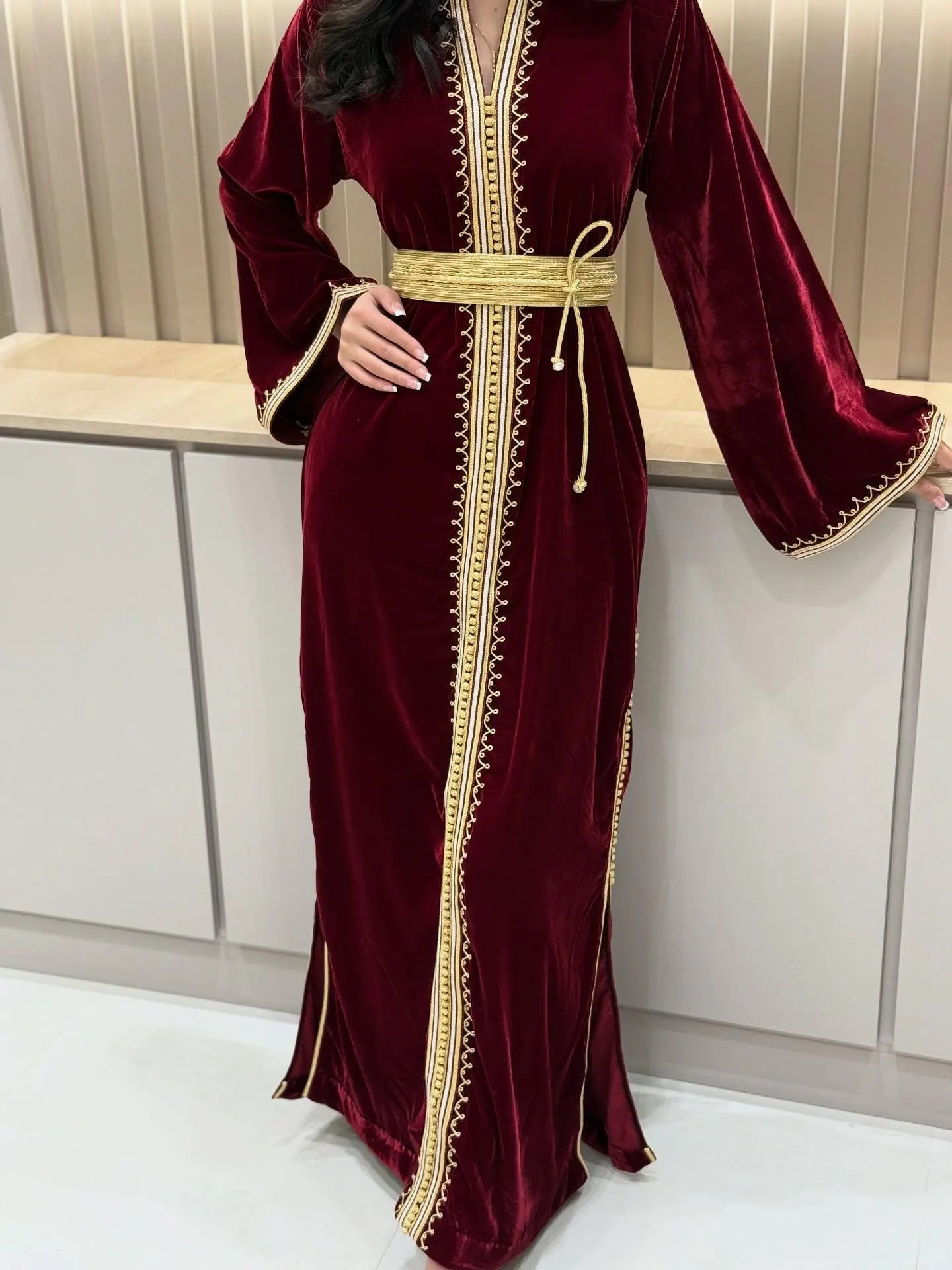 Red Moroccan Silk Velvet Caftan – Embroidered Kaftan Set – Arabic Dress – Traditional Wedding Guest Kuftan, Handcrafted Caftan Nikah Dress - image 3