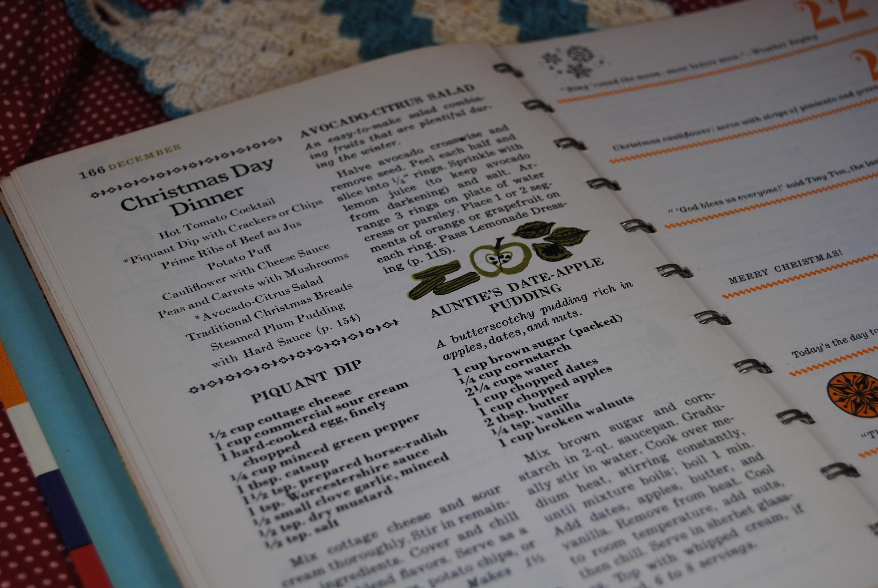 Betty Crocker's Cooking Calendar: A year-round guide to meal planning - 1962 edition - First edition, first printing - image 3