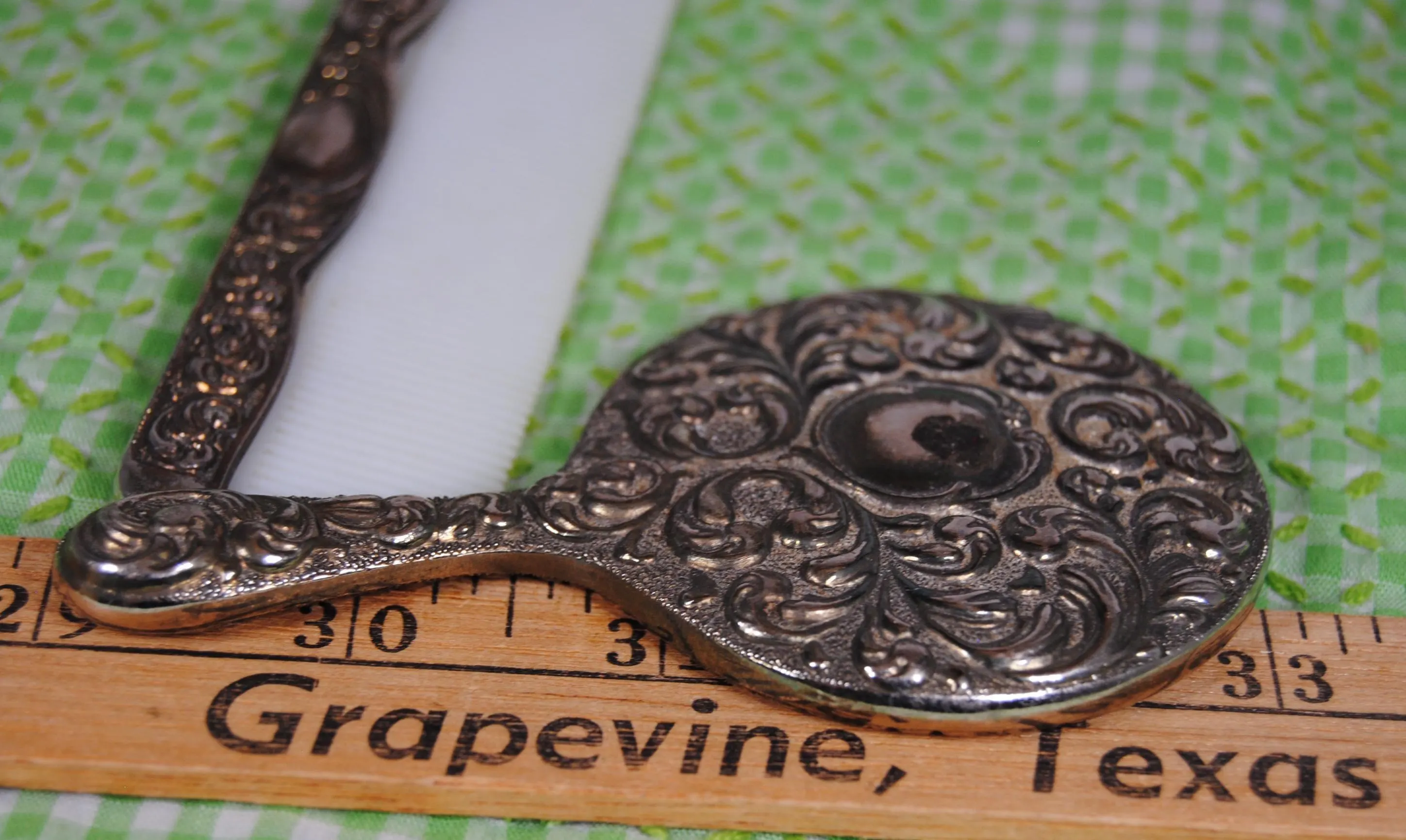 Vintage silver toned mirror and comb set - Child's size hand mirror and comb - image 5