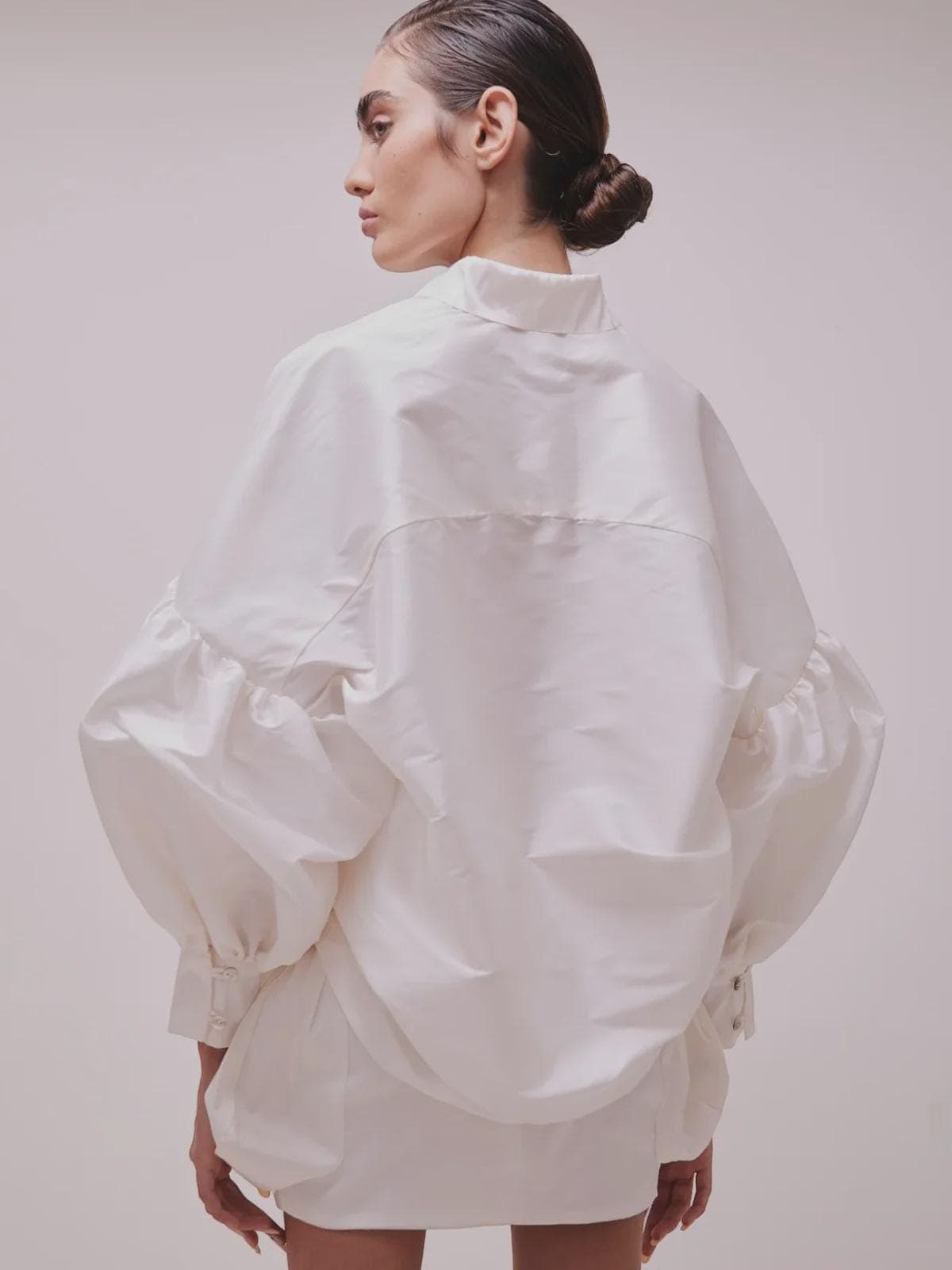 Taffeta puffy sleeve blouse | More colours available  | modest top | Tzinut clothing | Minimalist design | Custom made - image 3