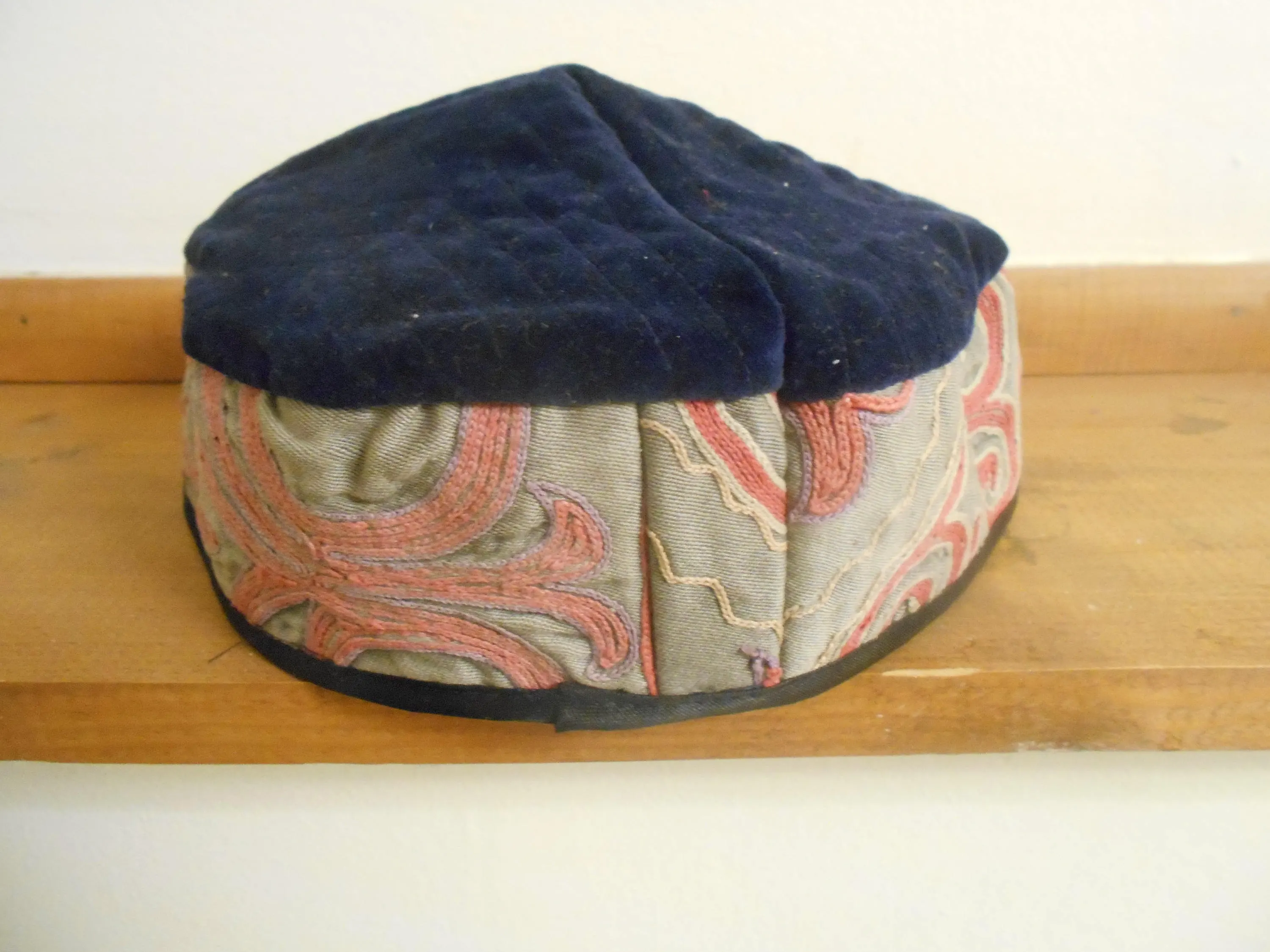 Kazakh Skull-Cap. Hat. Kufi. Tyubeteika. Kippah. Yarmulke. Velvet. Authentic. Size S. Antique Embroidery. Kazakhstan - image 4