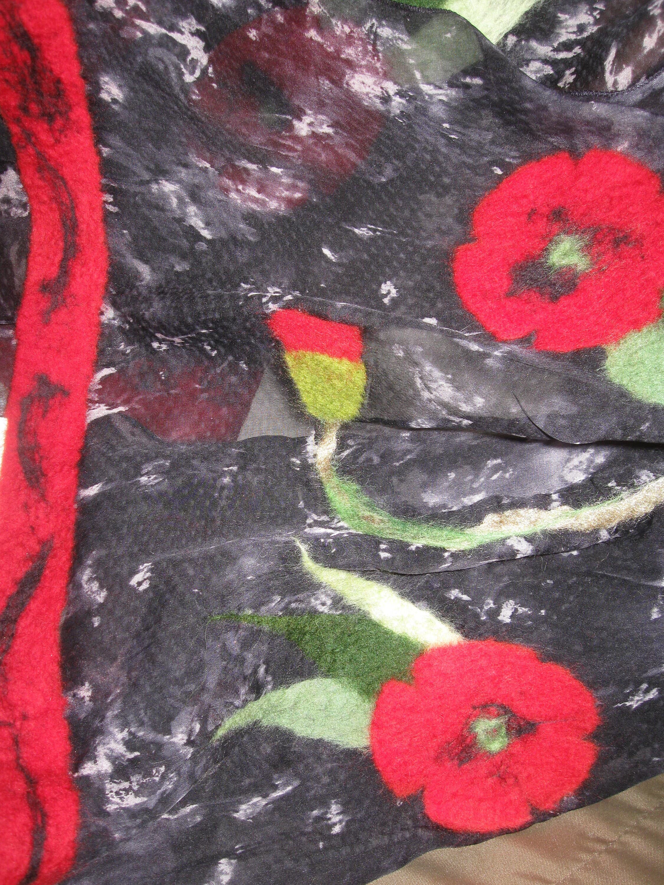 Handmade Felted Wool + Silk Kazakh Shawl Wrap Pashmina. Exquisite Designed in Kazakhstan - image 4