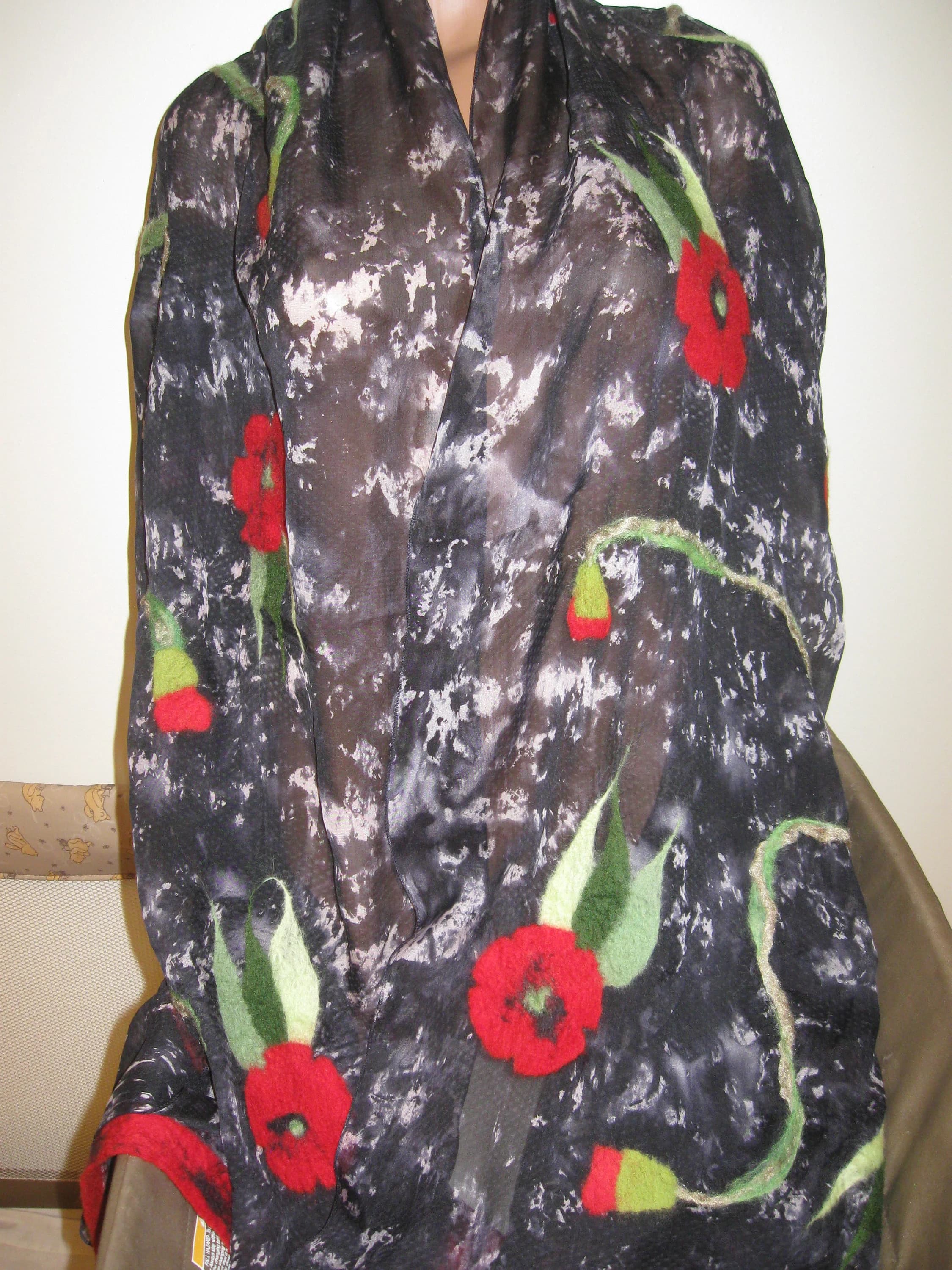 Handmade Felted Wool + Silk Kazakh Shawl Wrap Pashmina. Exquisite Designed in Kazakhstan - image 3