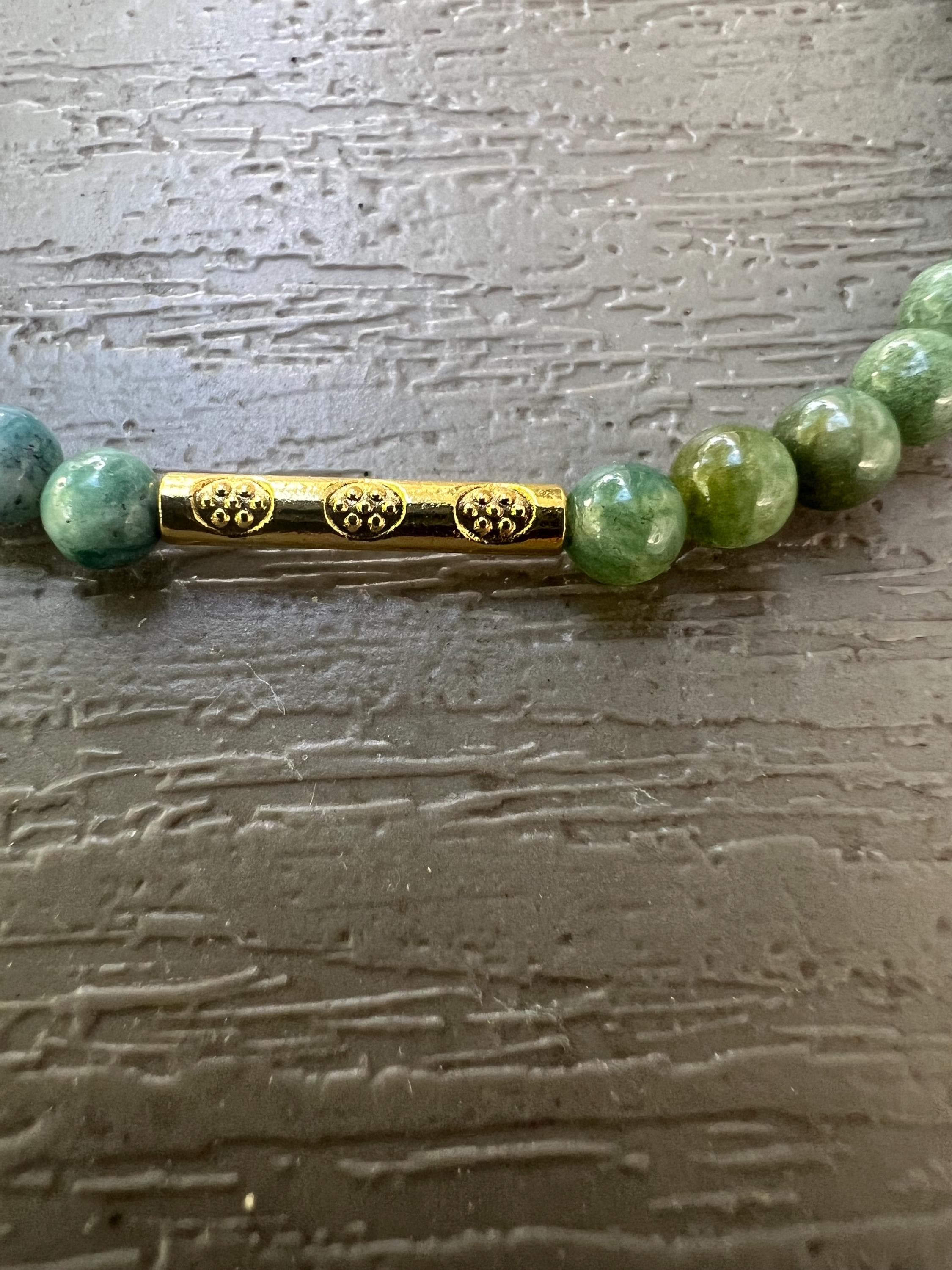 Green Agate & Gold Beaded Bracelet, Minimalist Stretch Bracelet, Natural Stone Jewelry, Stackable Bracelet, Elegant Everyday Jewelry - image 4