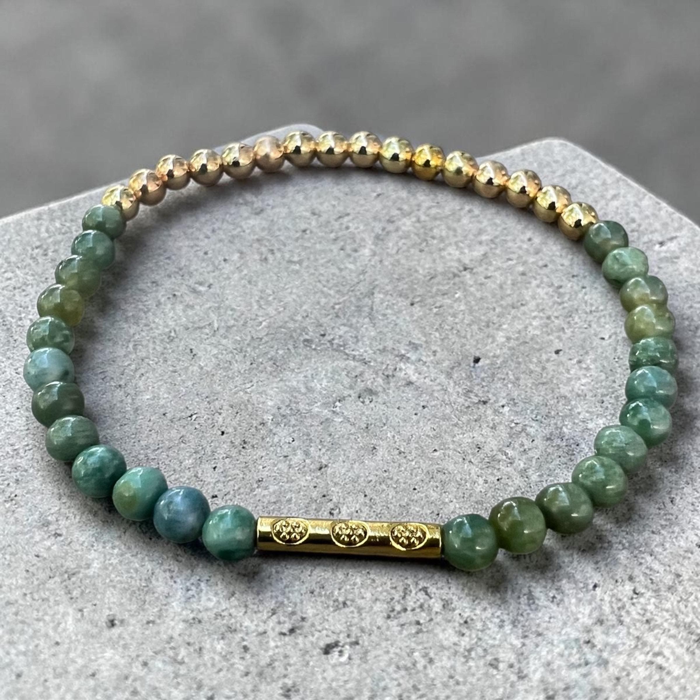 Green Agate & Gold Beaded Bracelet, Minimalist Stretch Bracelet, Natural Stone Jewelry, Stackable Bracelet, Elegant Everyday Jewelry
