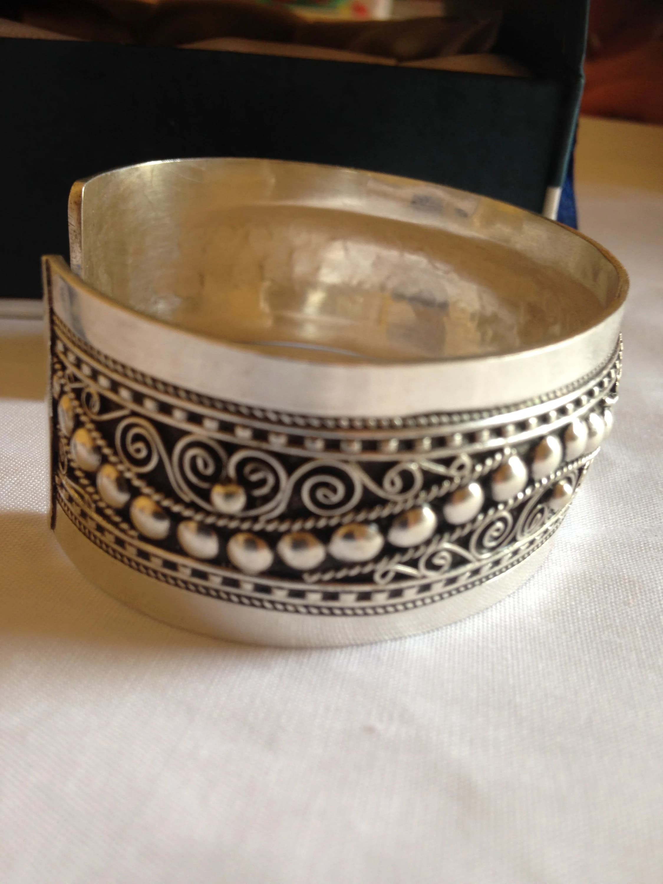 Vintage Kabyle Berber Silver Cuff Bangle: Antique Tribal Jewelry - image 2