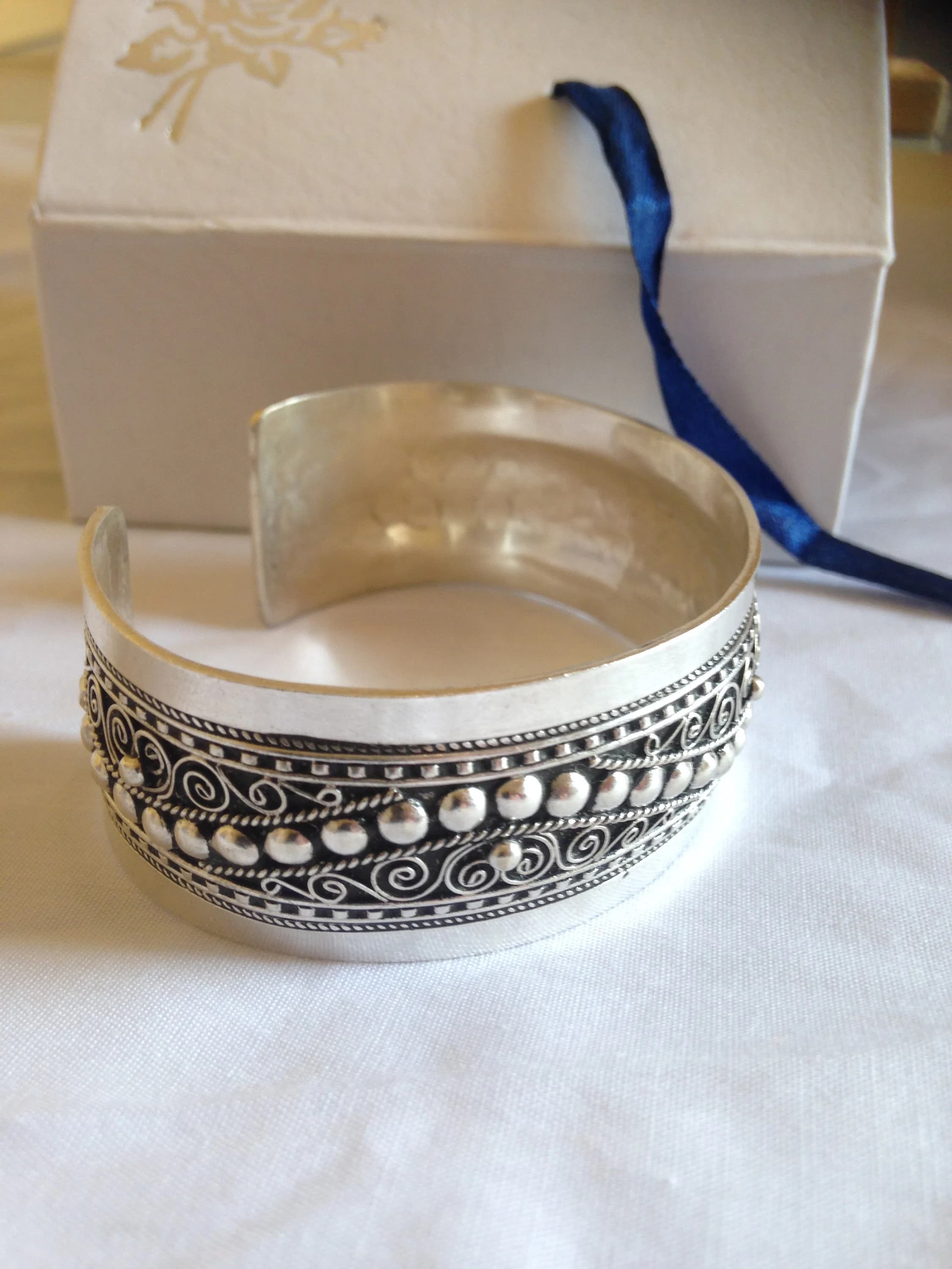 Vintage Kabyle Berber Silver Cuff Bangle: Antique Tribal Jewelry