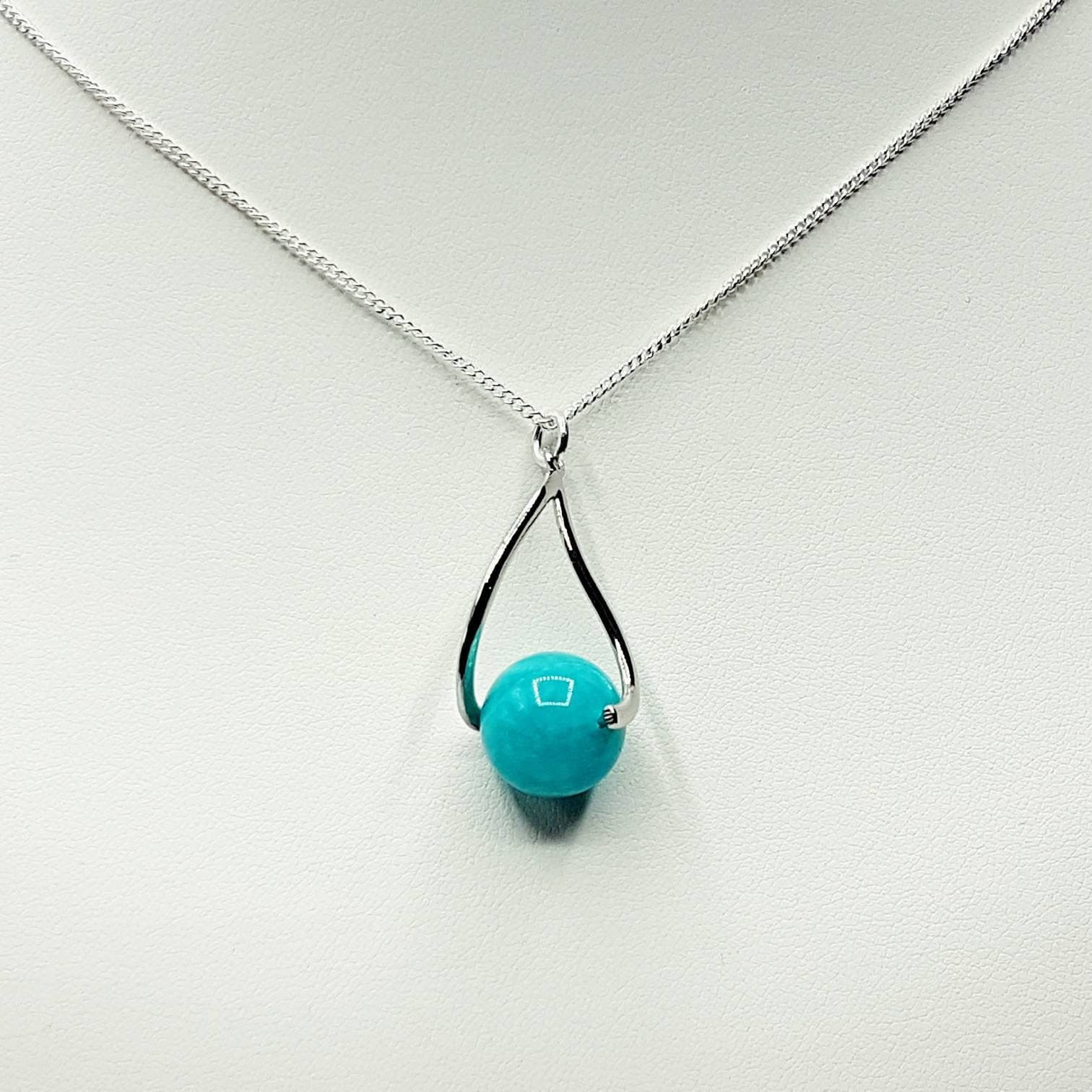 Jade Swirl Necklace - image 4