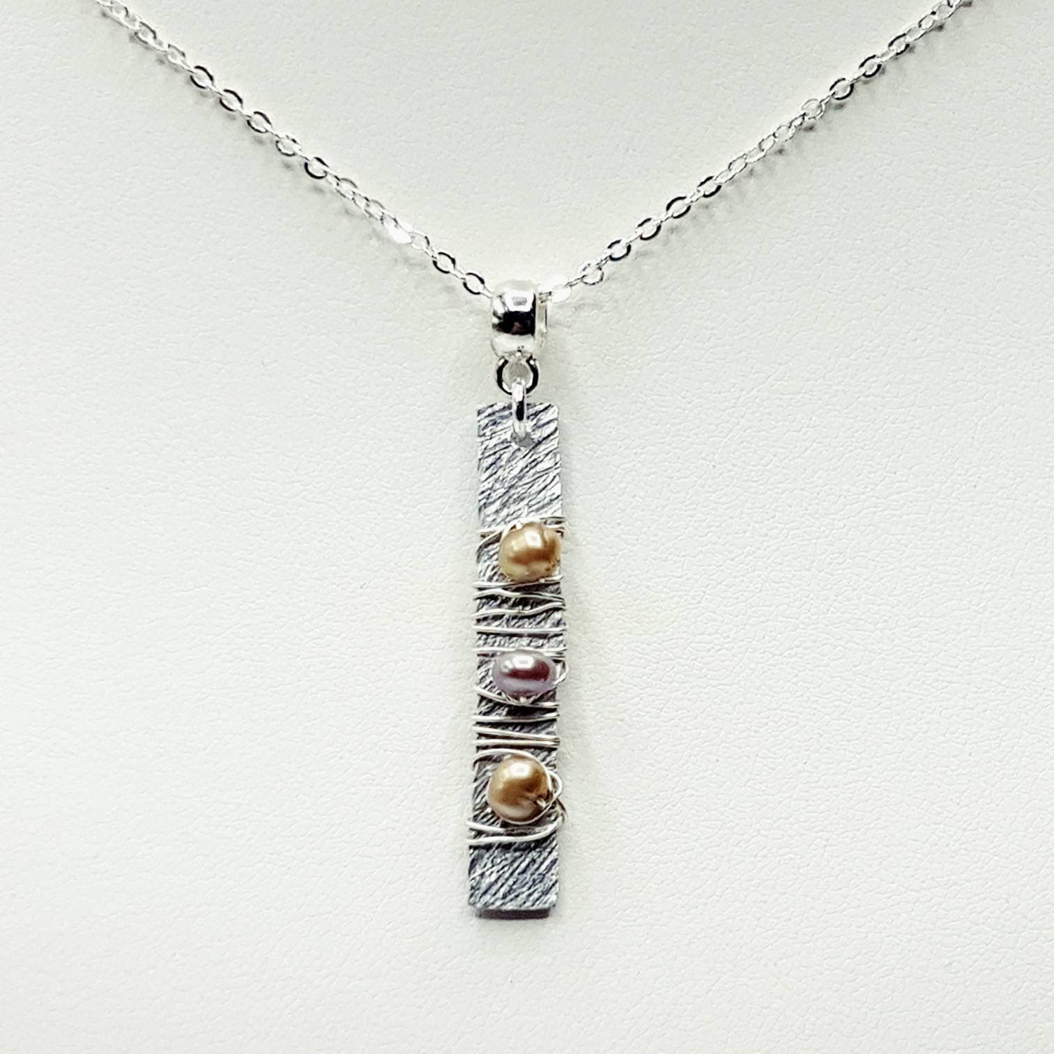 Multicolour Pearl Necklace