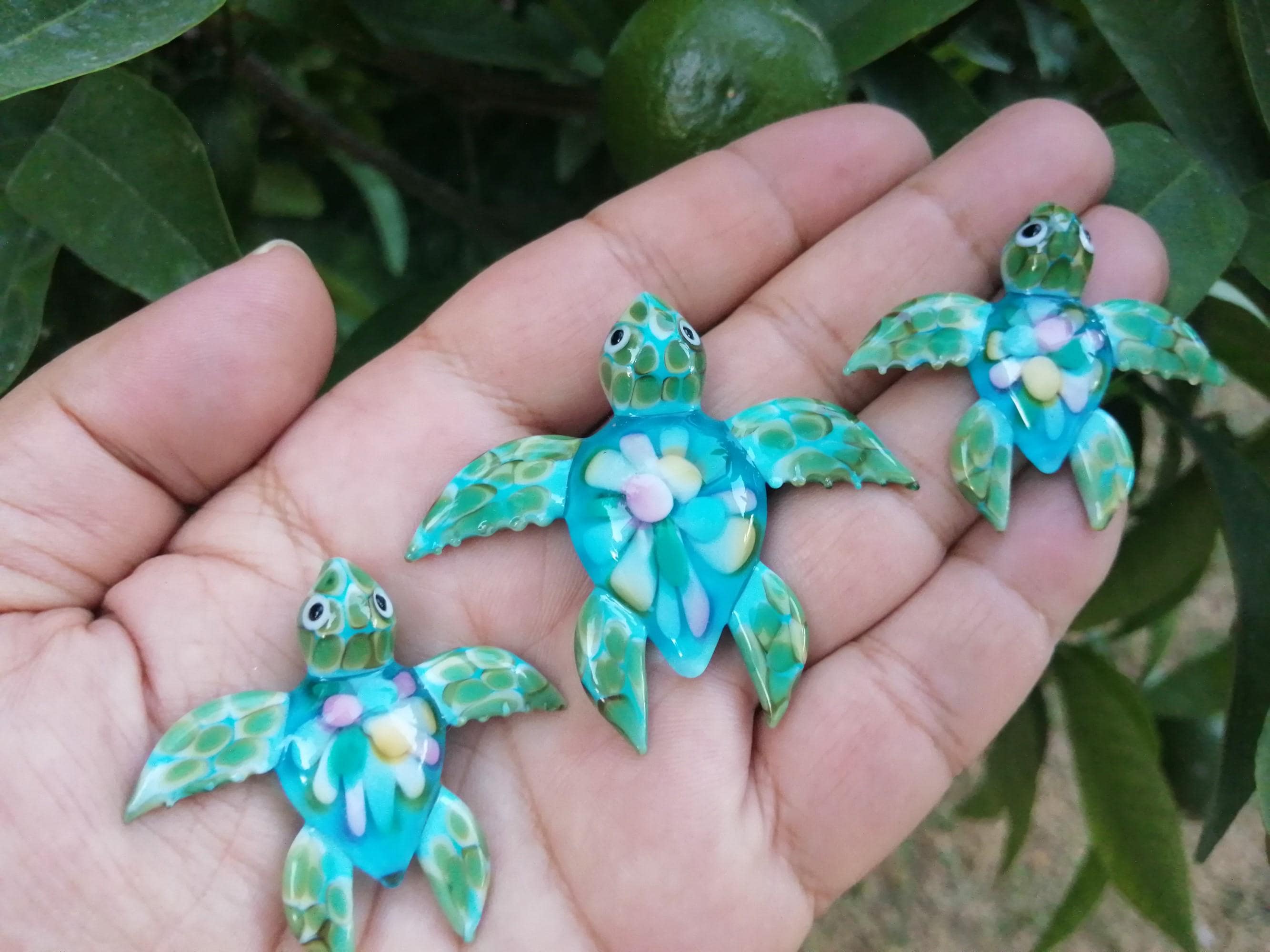 3 pcs sea turtles, glass family sea turtles, glass sea animals, sea turtle ornament, sea turtle figurines, turtle figurine, glass figurines - image 4