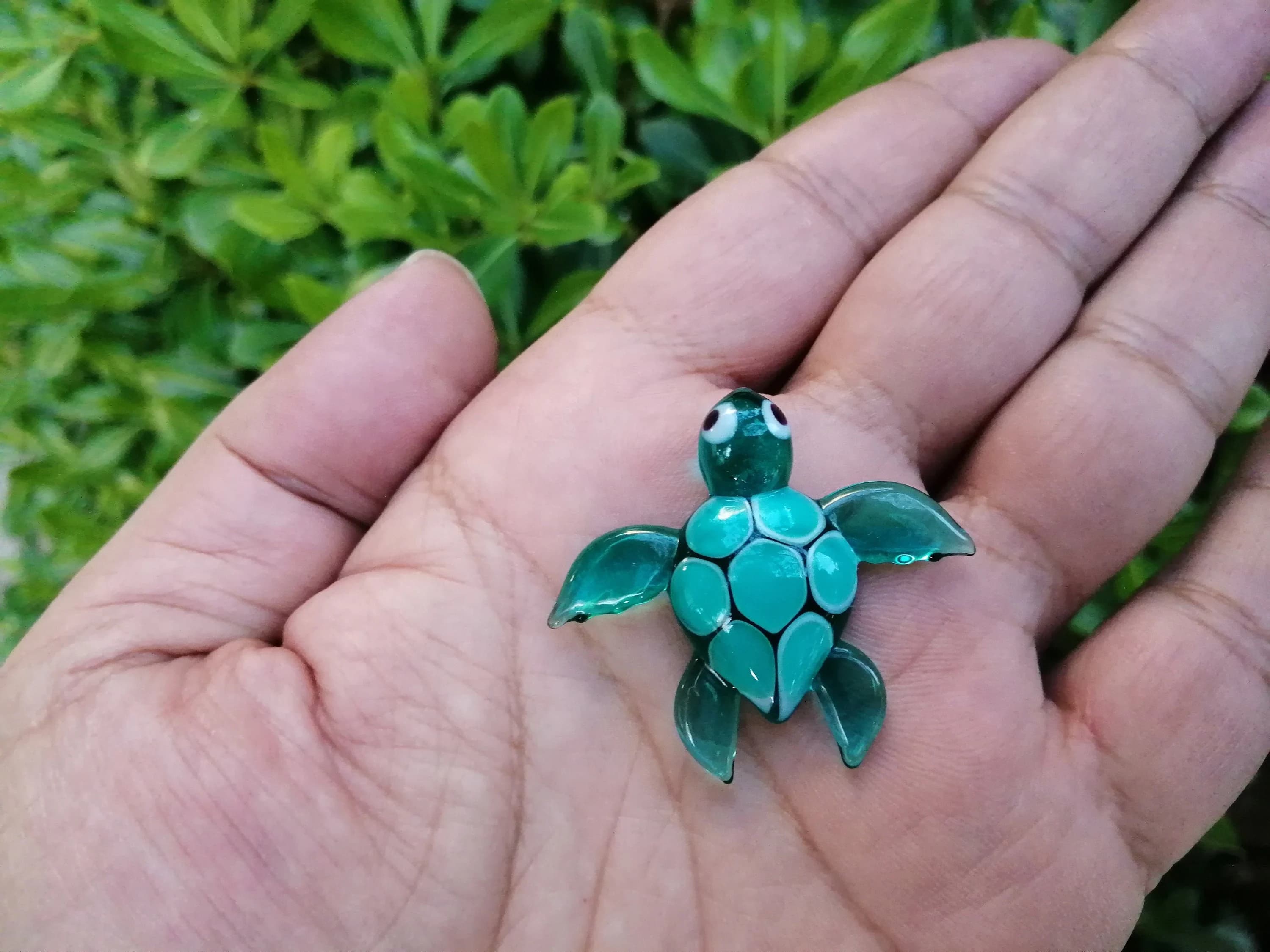 Glass sea turtle, hand blown glass sea turtle, glass sea animals, sea turtle ornament, sea turtle figurine, turtle figurine, glass figurine