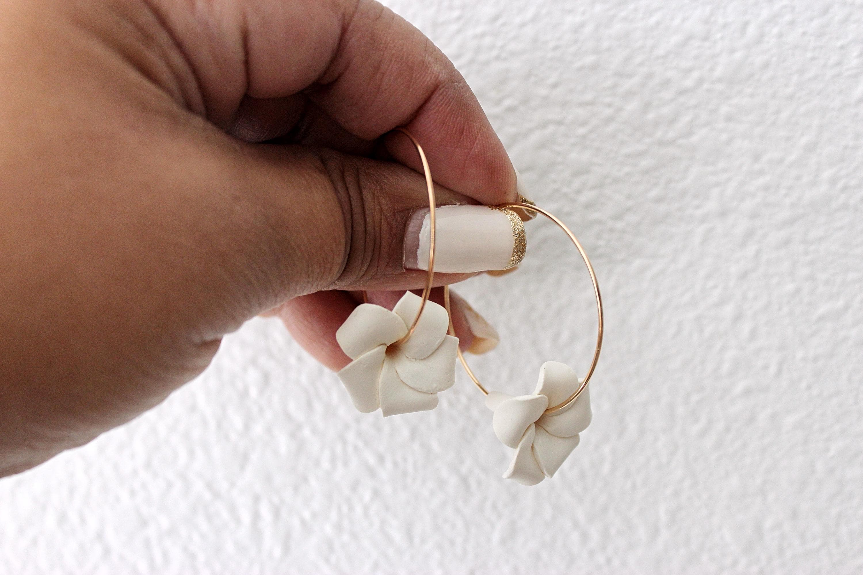 Puakenikeni (Perfume Flower) White Polymer Clay 14k Gold-Filled Hoop Earrings - image 3