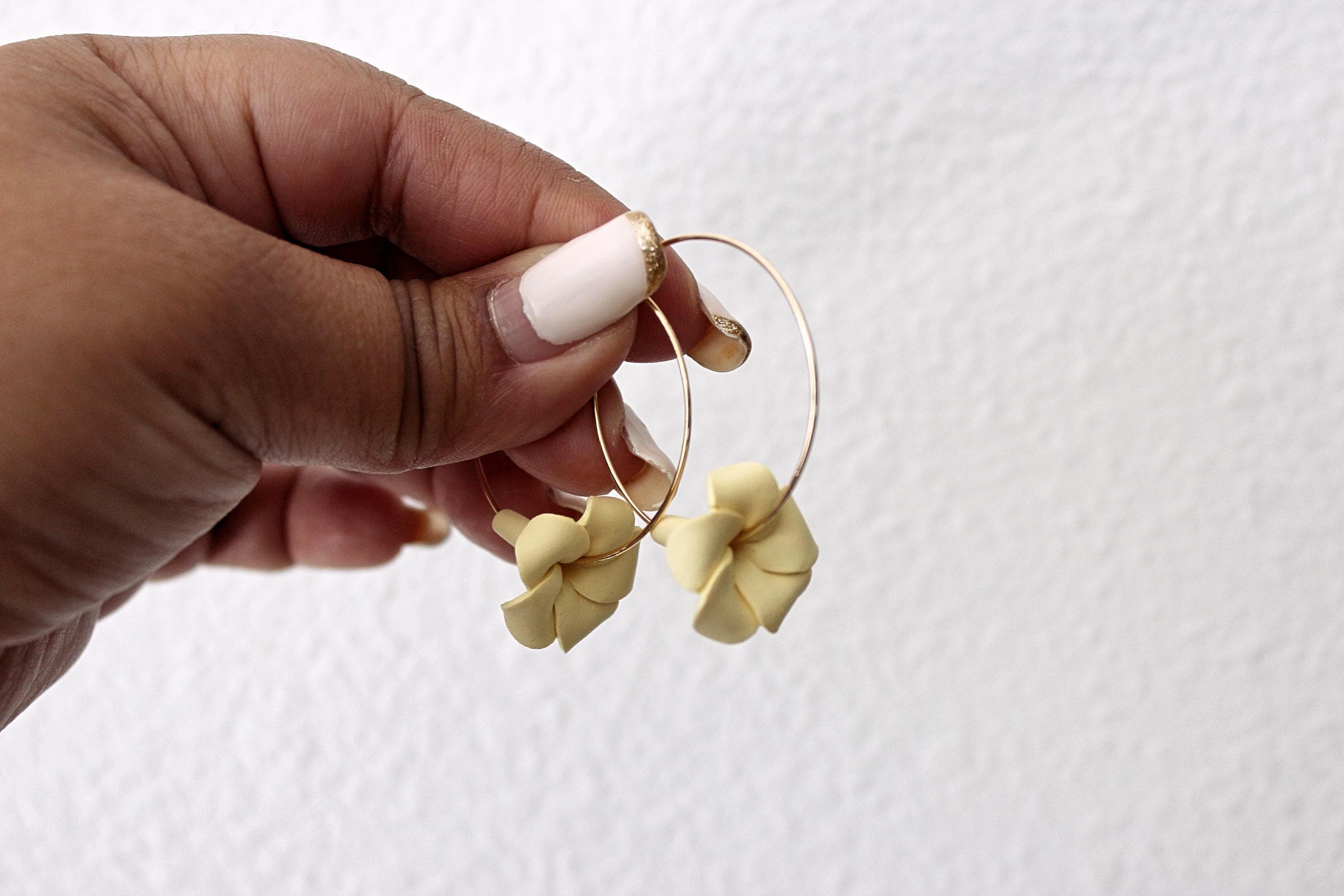 Puakenikeni (Perfume Flower) Yellow Polymer Clay 14k Gold-Filled Hoop Earrings - image 5