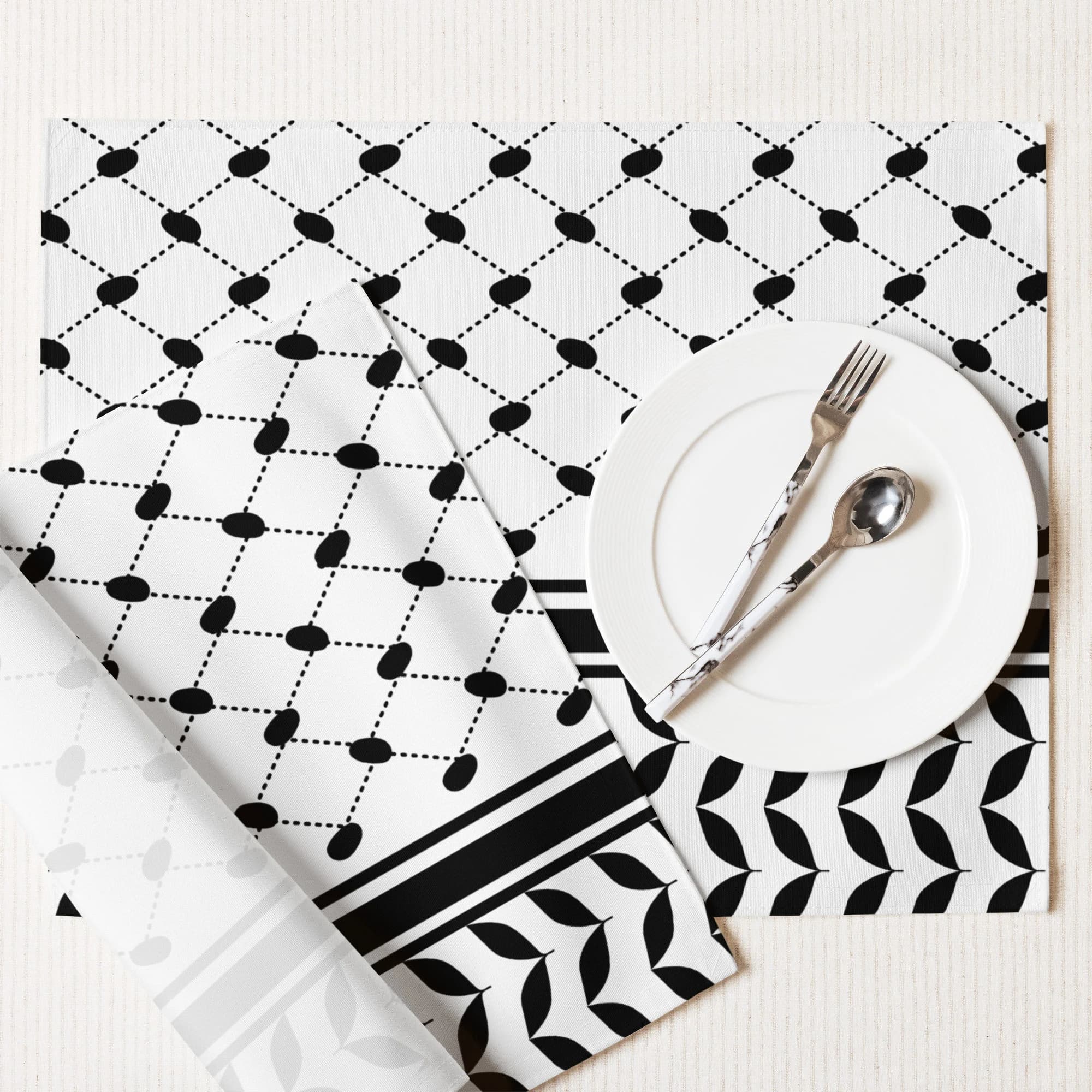 Placemat Set, Palestinian Kufiyya table set for the holidays, Palestinian table placemat, Kufiyeh, Palestinian scarf pattern - image 3