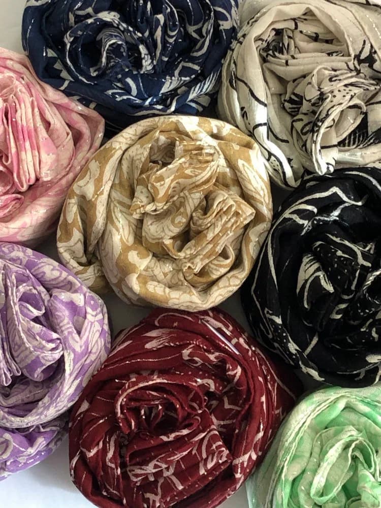 SOFT COTTON SCARF, 100% Cotton Paisley Printed, Scarf, Stole, Head Wrap, Hijab for Women, Gift for Mom, Girl Friend