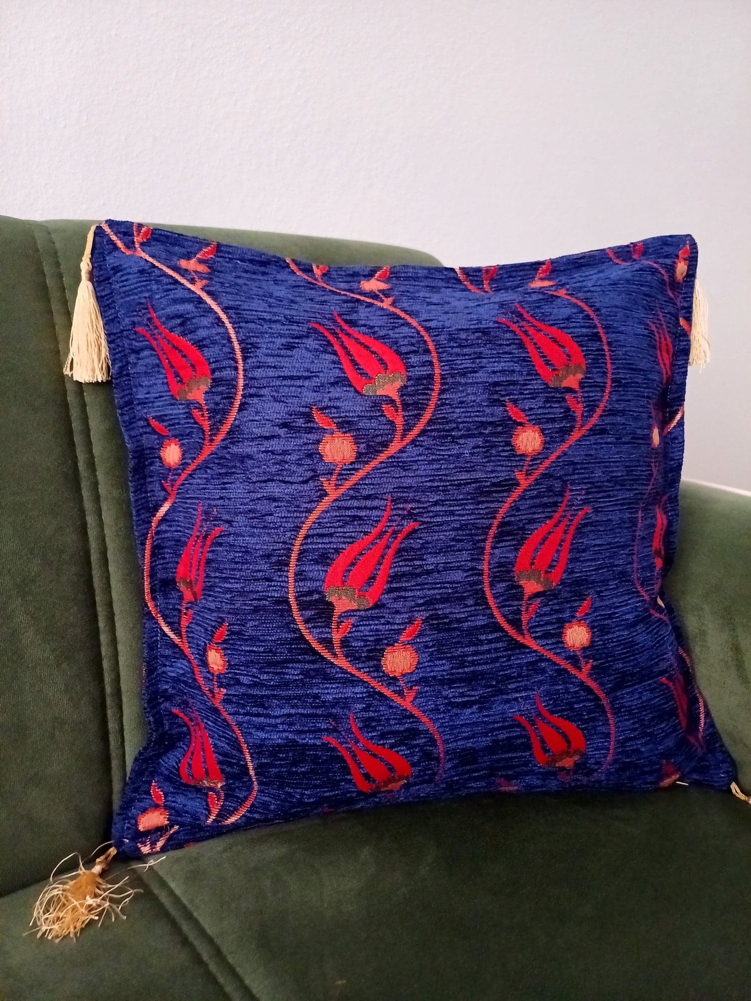 Traditional Turkish Pillow, Tulip Tile Patterned Cushion, Anatolian Ottoman Pillow, Blue Kilim Pattern Coach Pillow, Authentic Velvet Pillow - image 5
