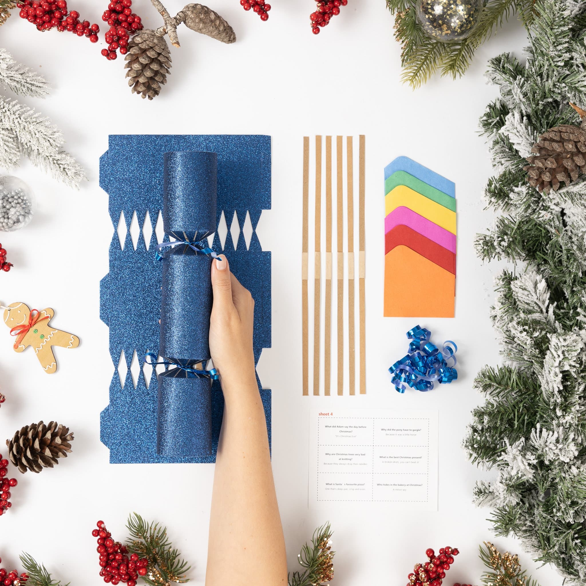 12 Make Your Own Christmas Cracker kit Crackers Hats Snaps navy glitter - image 4