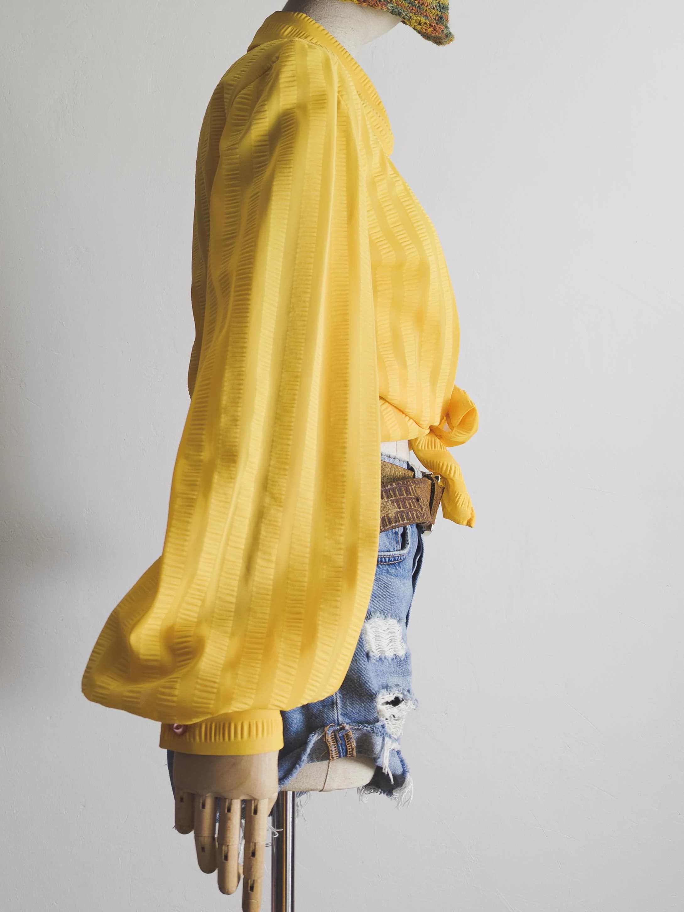 60s 70s hippie hippy poet blouse. poet sleeve blouse dandelion shirt - small to medium - image 3