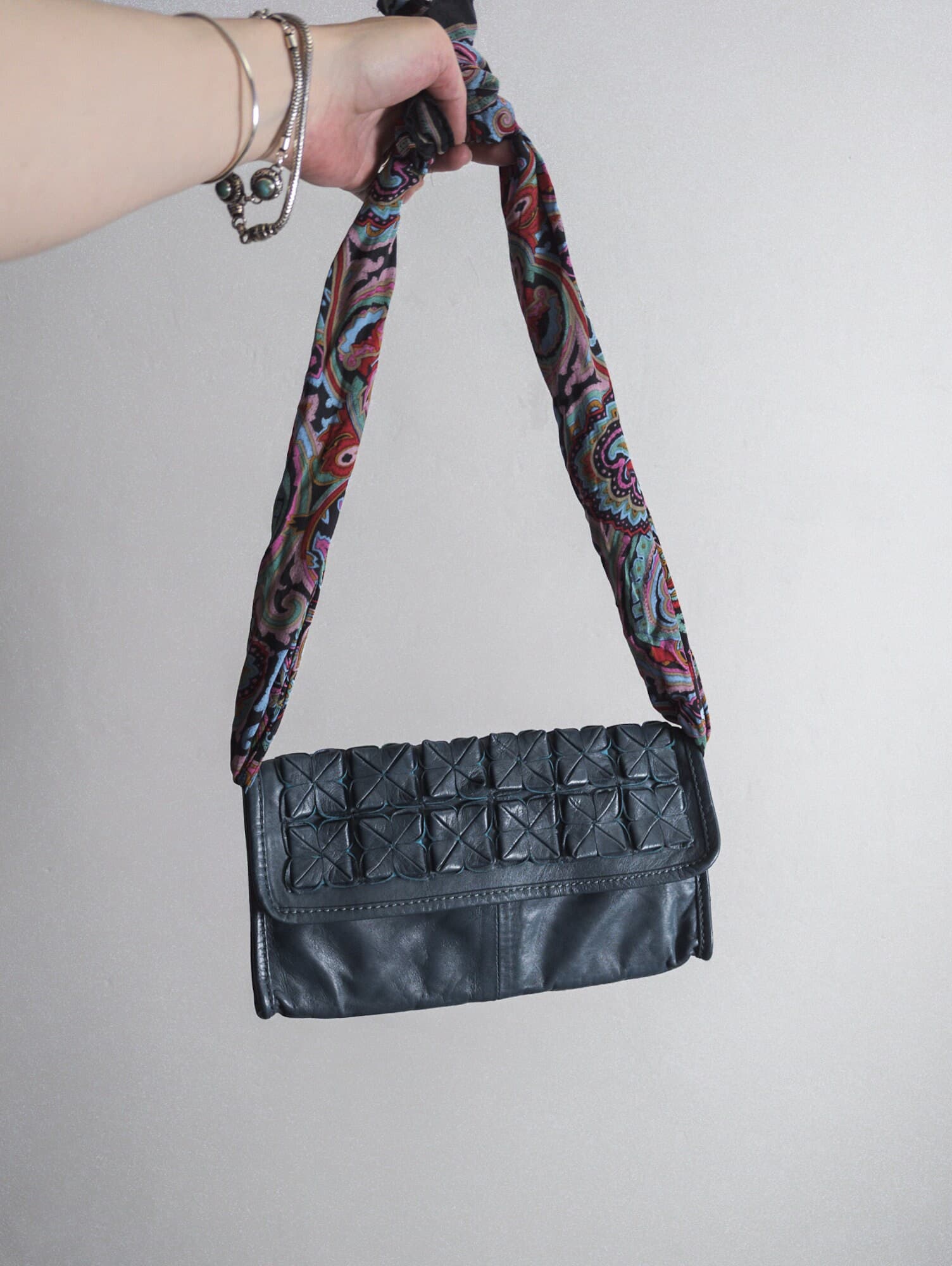 french blue kidskin kid leather clutch bag w/3D squary flower by jones bootmaker - image 4