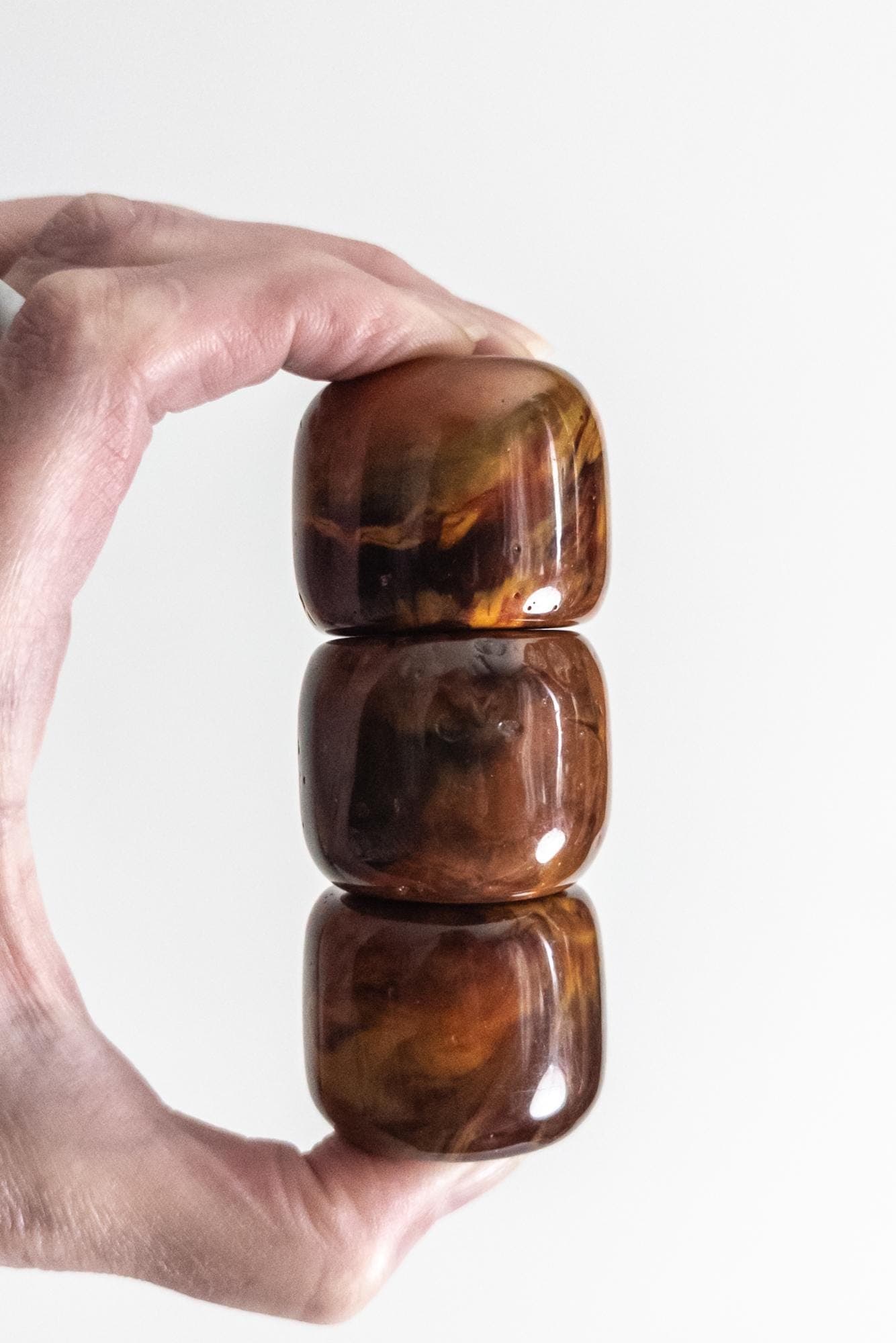 antique 1920s bakelite bead set, 3 pcs, 102 g, chunky barrel-shaped, early phenolic resin, marbled, heavy, collectible - image 4