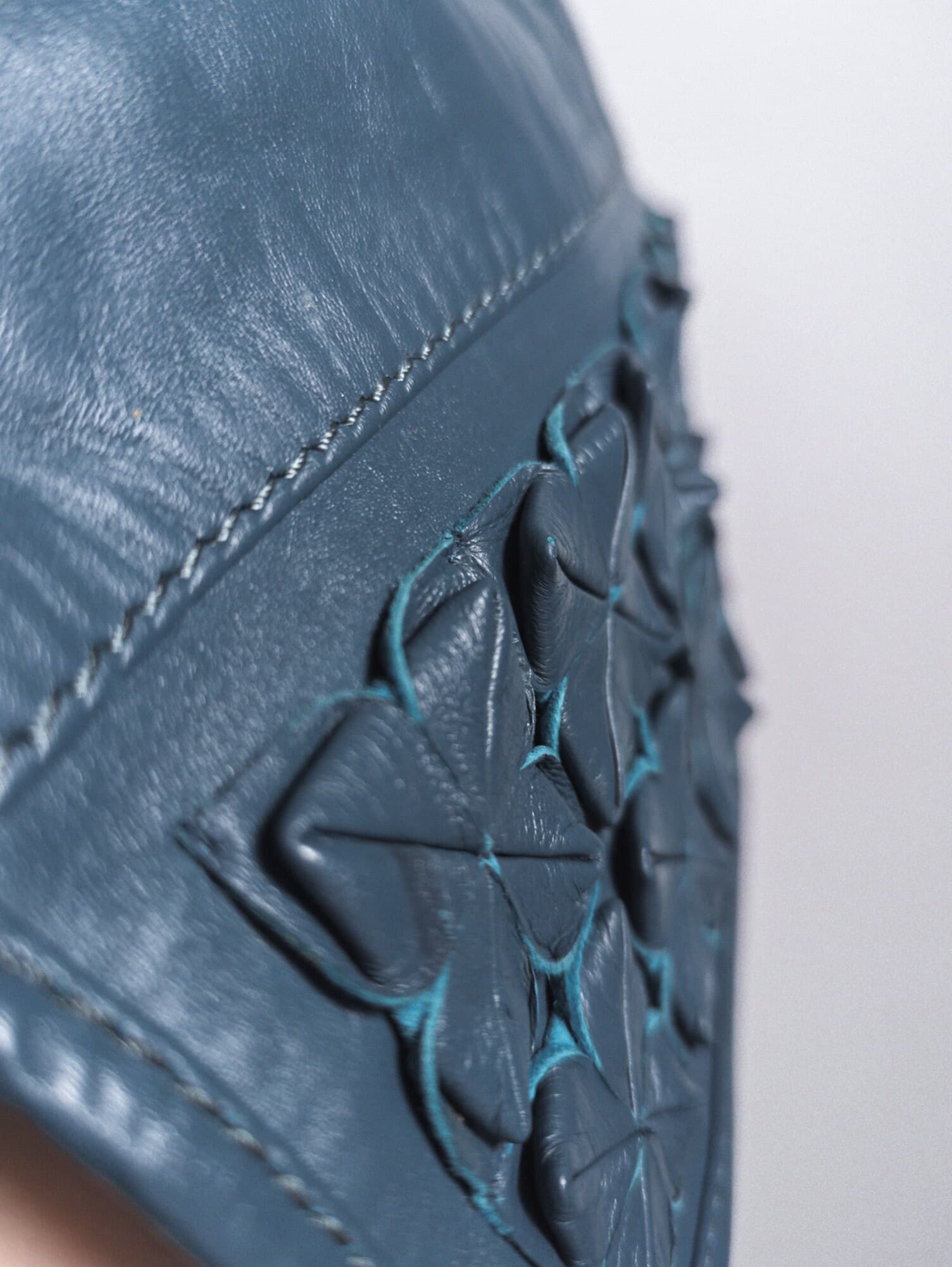 french blue kidskin kid leather clutch bag w/3D squary flower by jones bootmaker - image 5