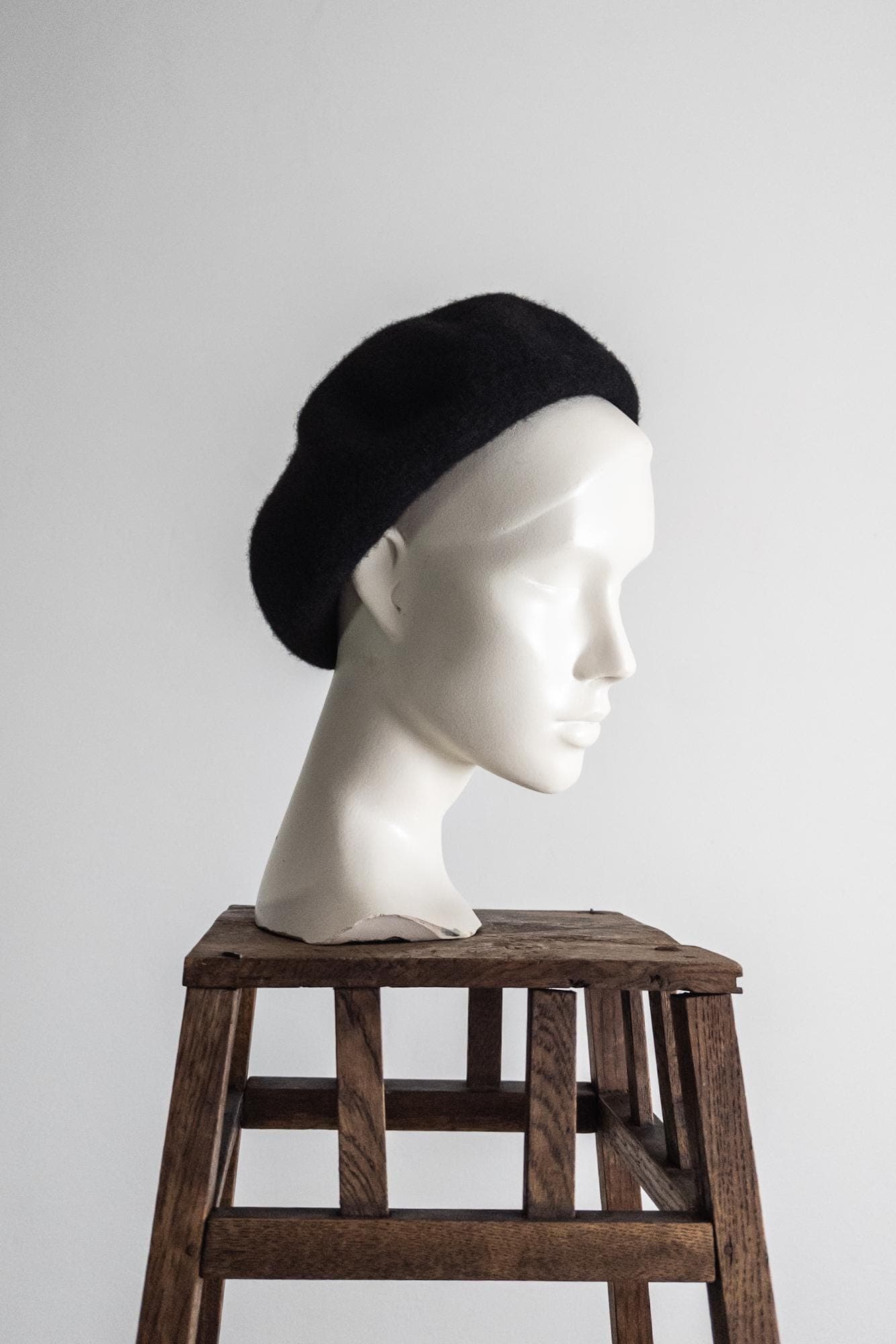 vintage french women petite beret hat – black – xs/small - image 3