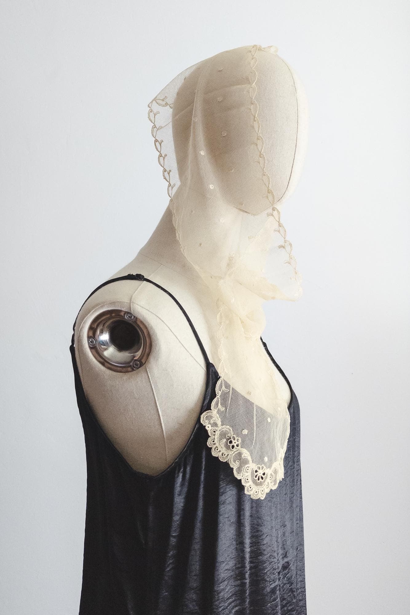 antique lace veil victorian embroidered tambour-work tulle tambour lace lappet scarf ecru head piece