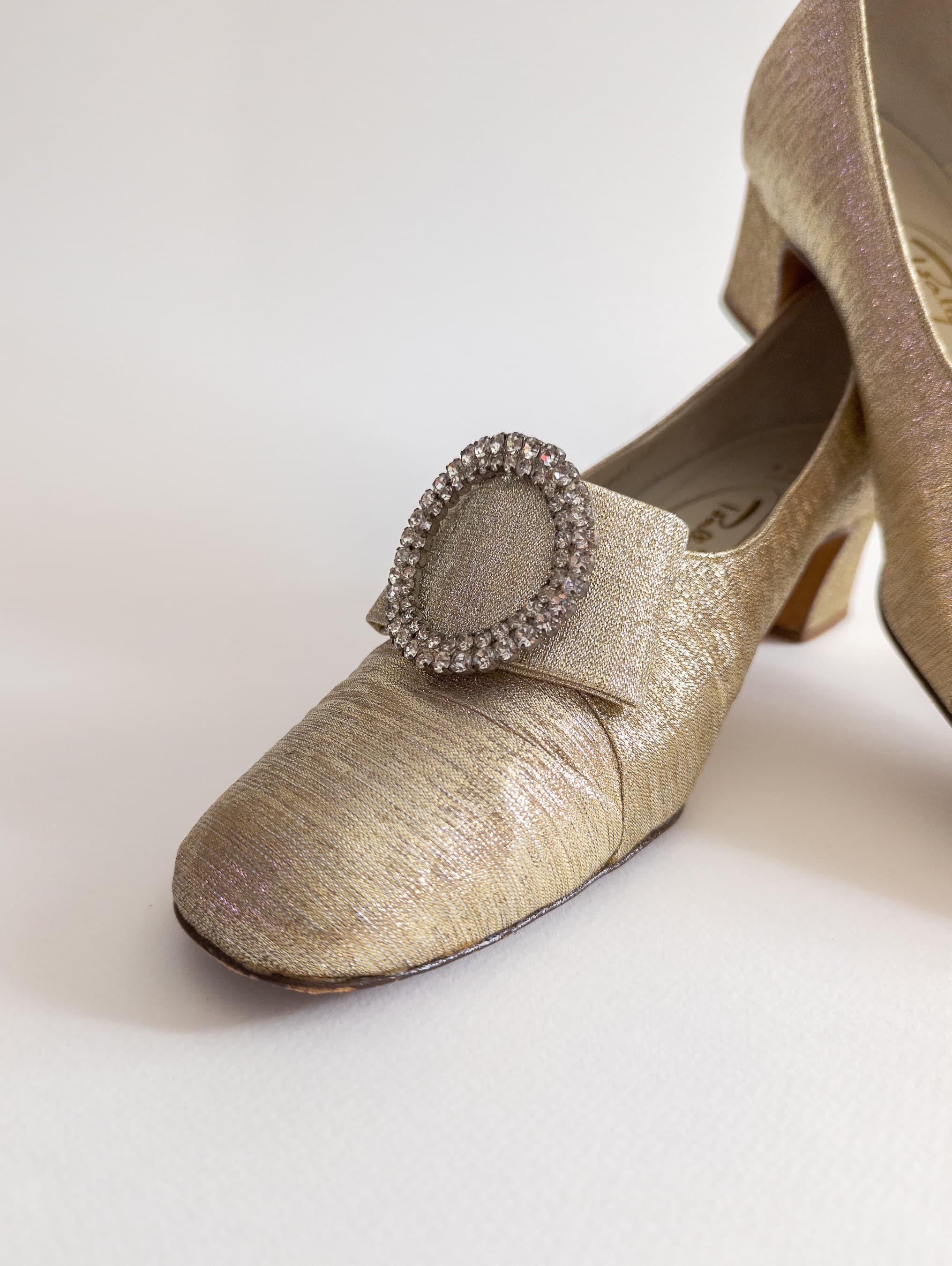 1960s pumps Bally Bellezza lamé baroque gold pumps shoes rhinestone buckle bow heels almond toe, 8.5 shoes - image 4