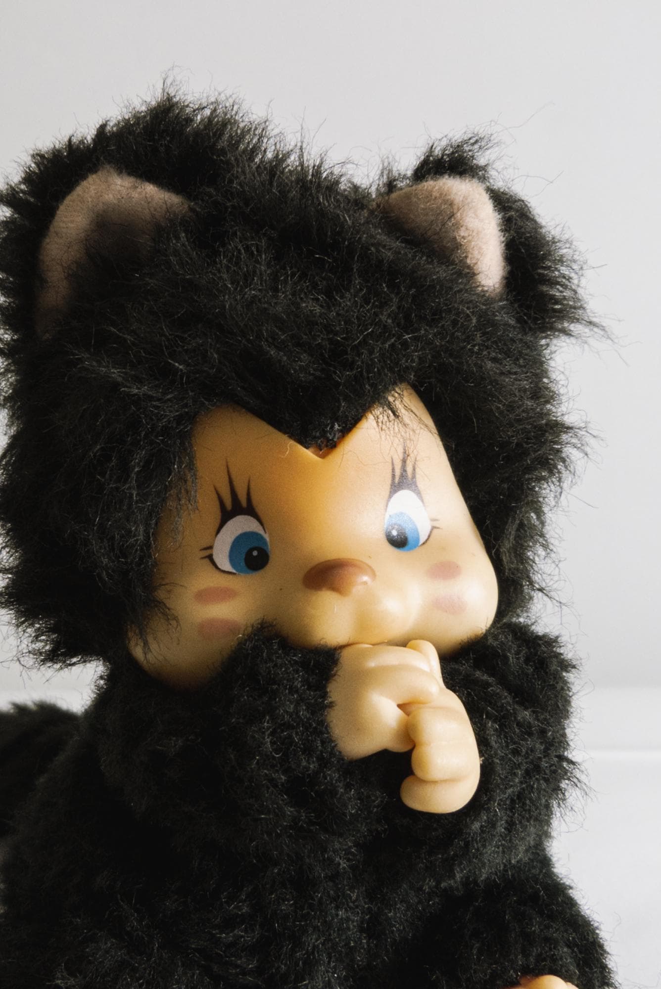 vintage 70s monchhichi nyamy kitten plush 1979, ash black with blush ears, sekiguchi japan - image 4