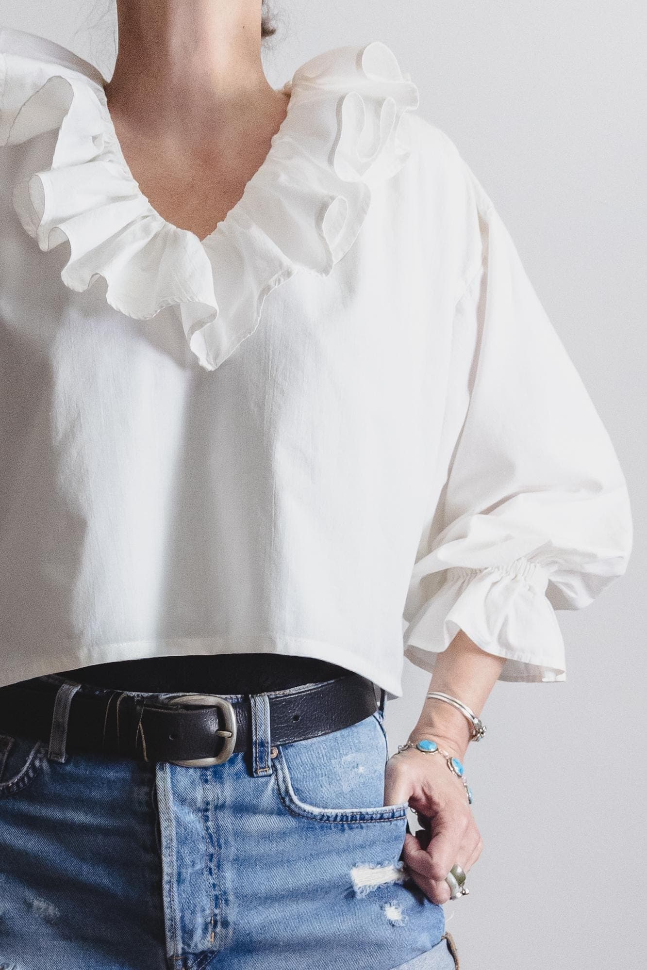 vintage white poet blouse cropped poet chemise pirate shirt - s/m - image 4