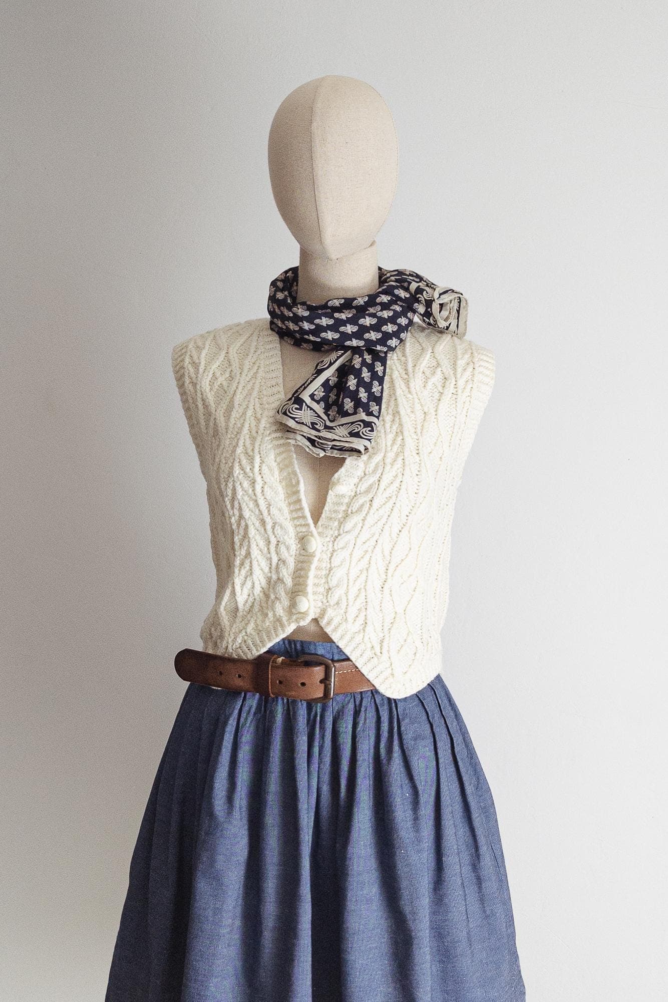 white fisherman knit vest hand knit sweater waistcoat - xs - s - image 3