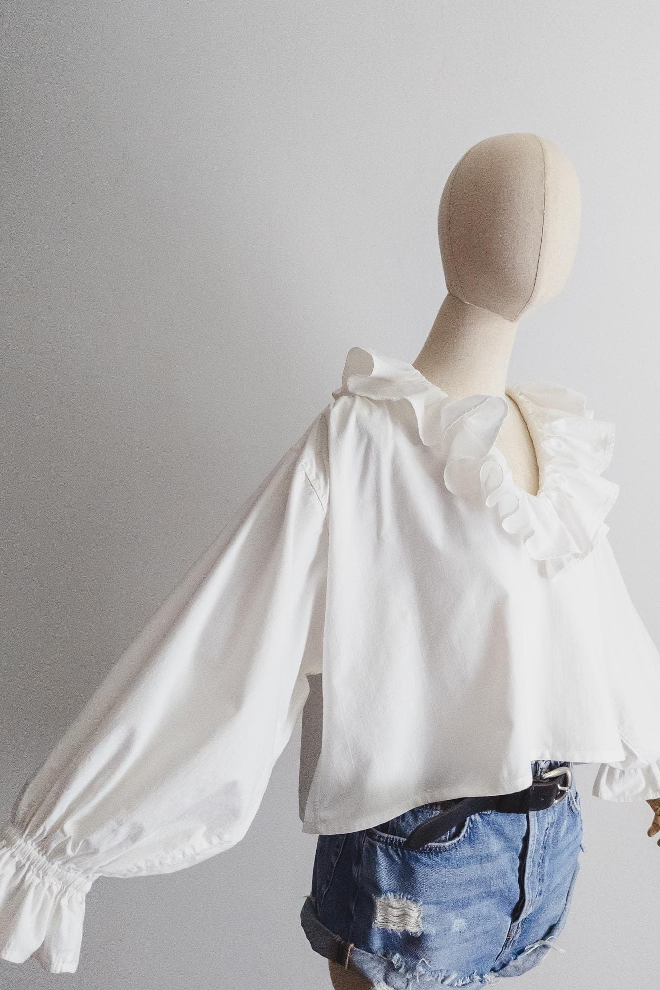 vintage white poet blouse cropped poet chemise pirate shirt - s/m - image 3