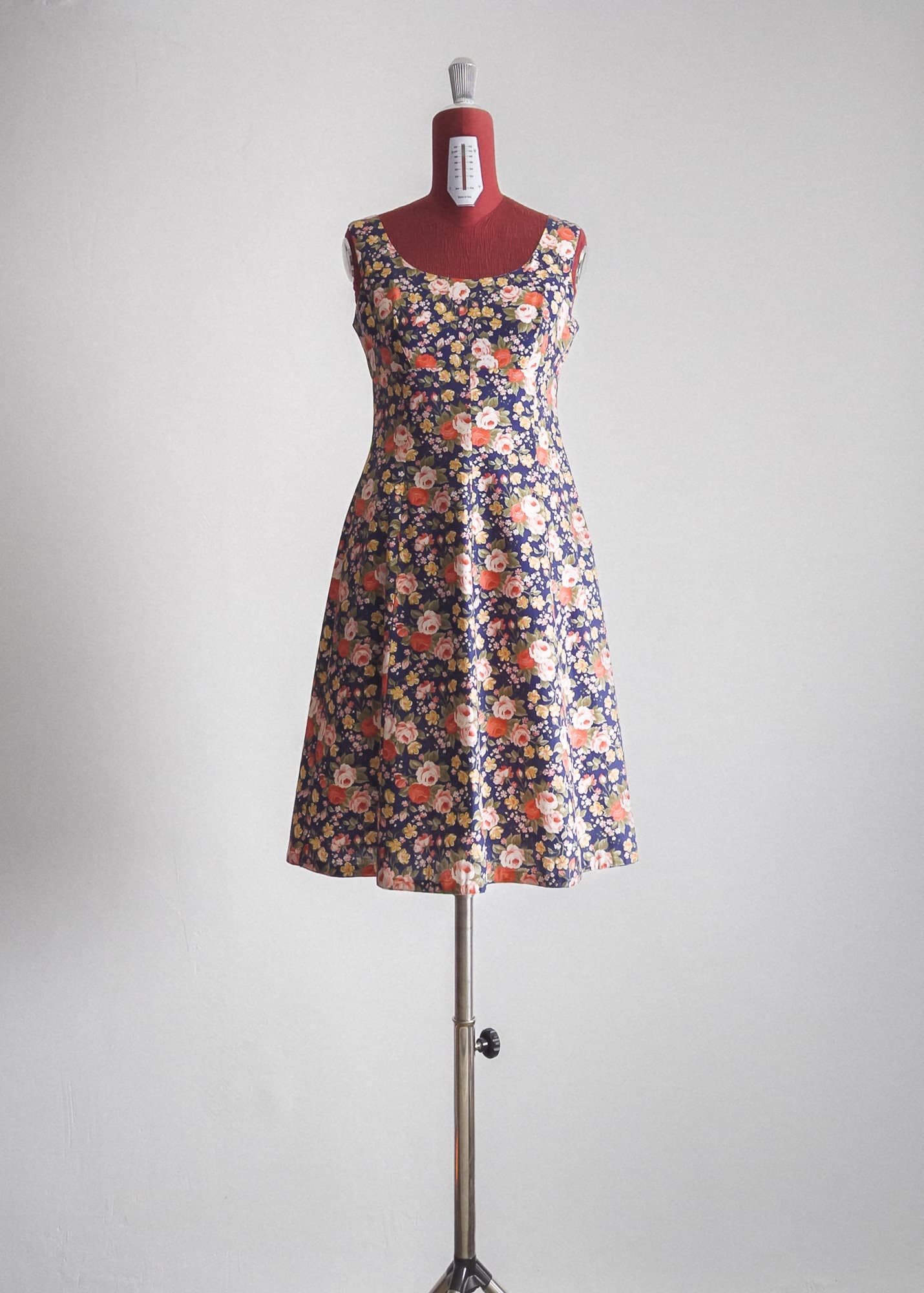 1970s vintage garden cotton sundress dress of london (s/m) - image 5