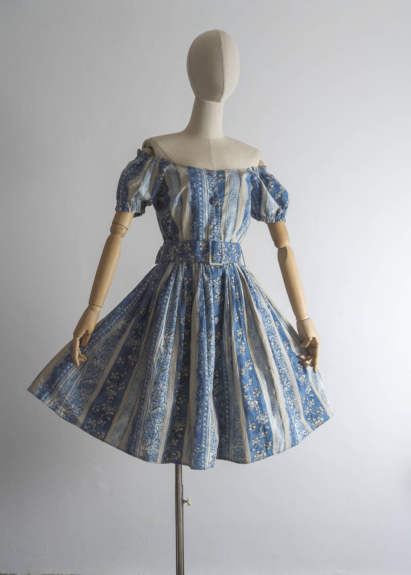 French blue short petticoat dress vintage Camaieu off-the-shoulder puffy short sleeve fluffy floral mini skater dress neutral blue and tan - image 4