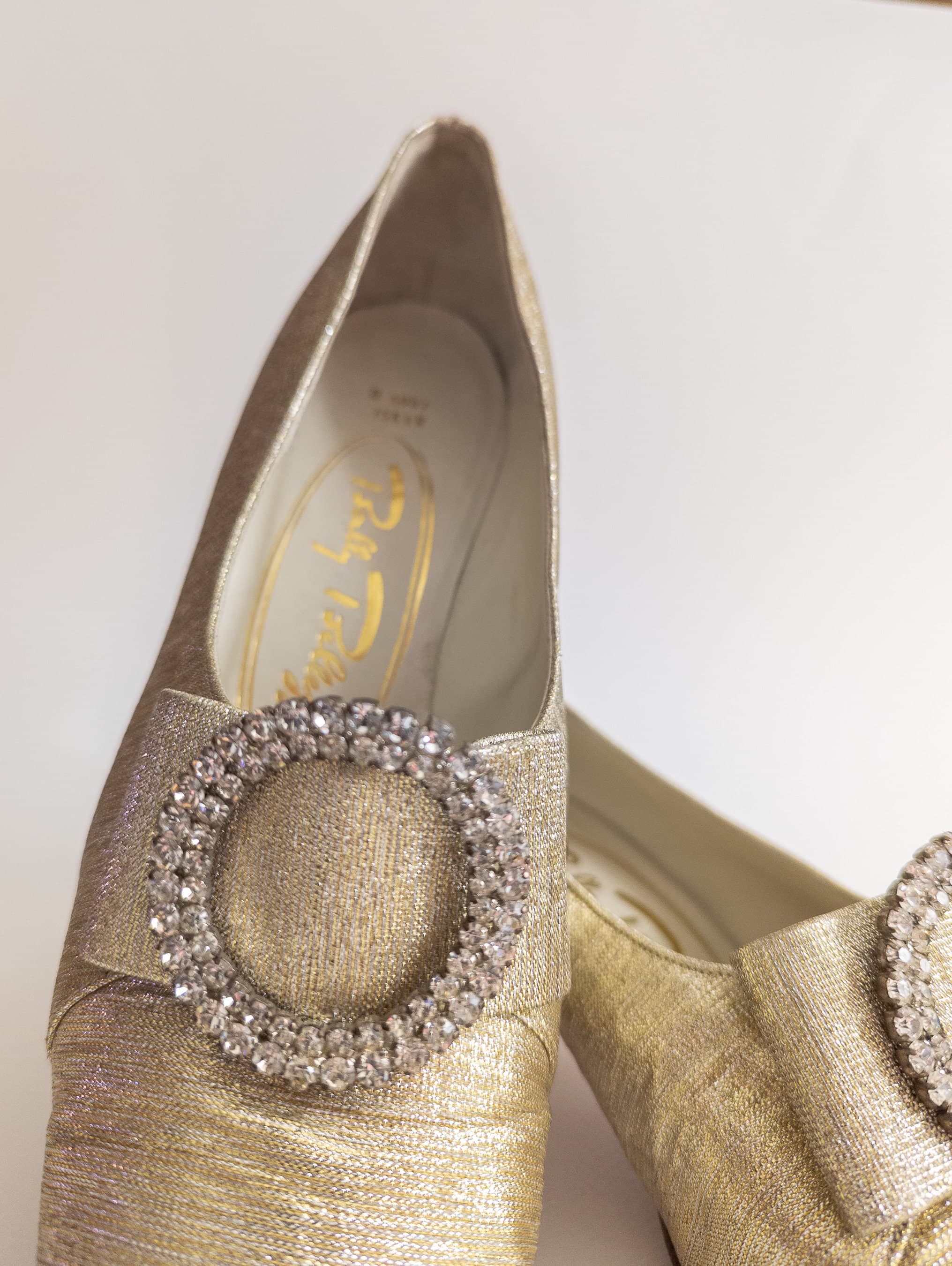 1960s pumps Bally Bellezza lamé baroque gold pumps shoes rhinestone buckle bow heels almond toe, 8.5 shoes - image 5
