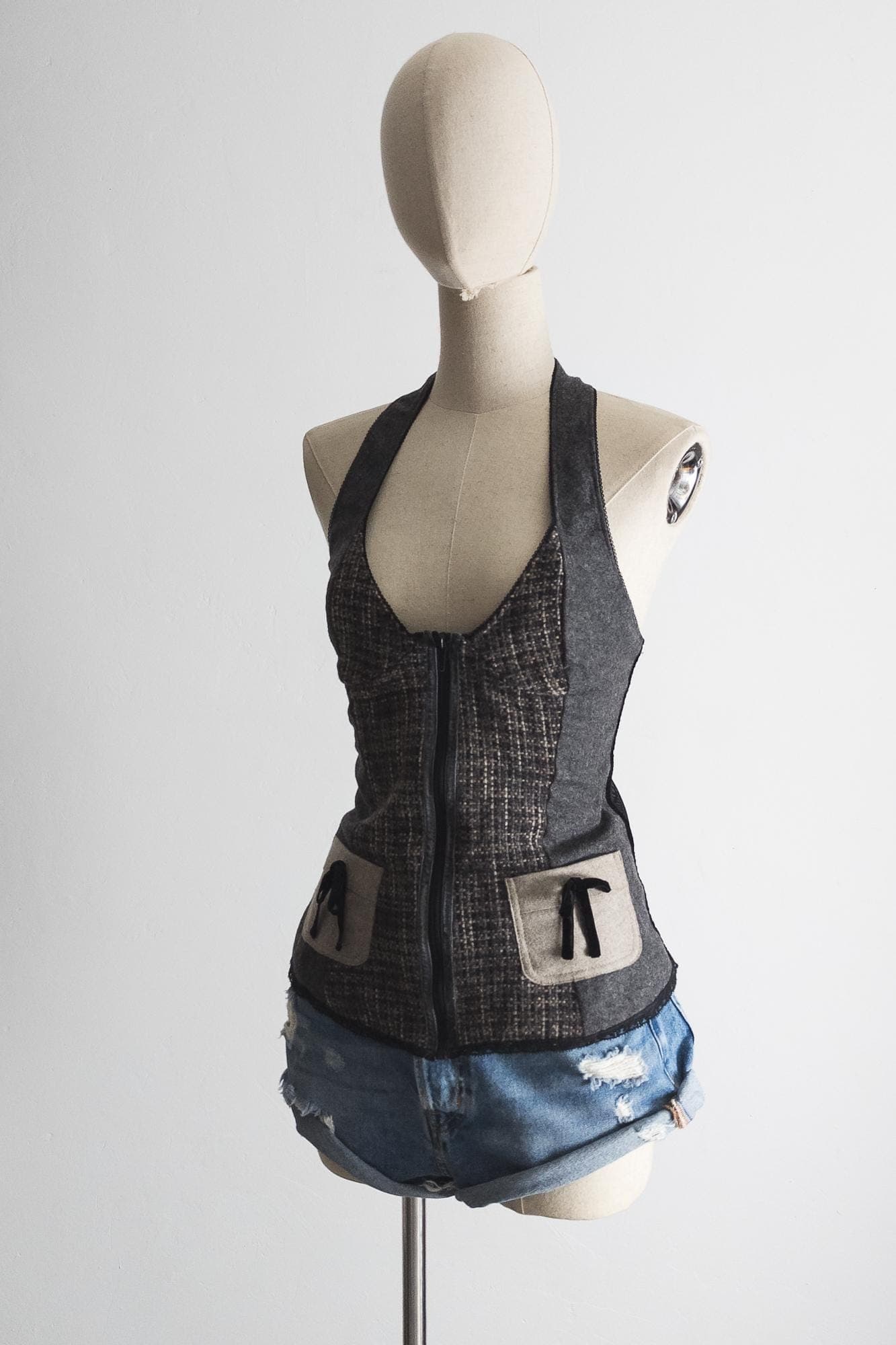 vintage y2k peekaboo bustier halter top – s - image 4