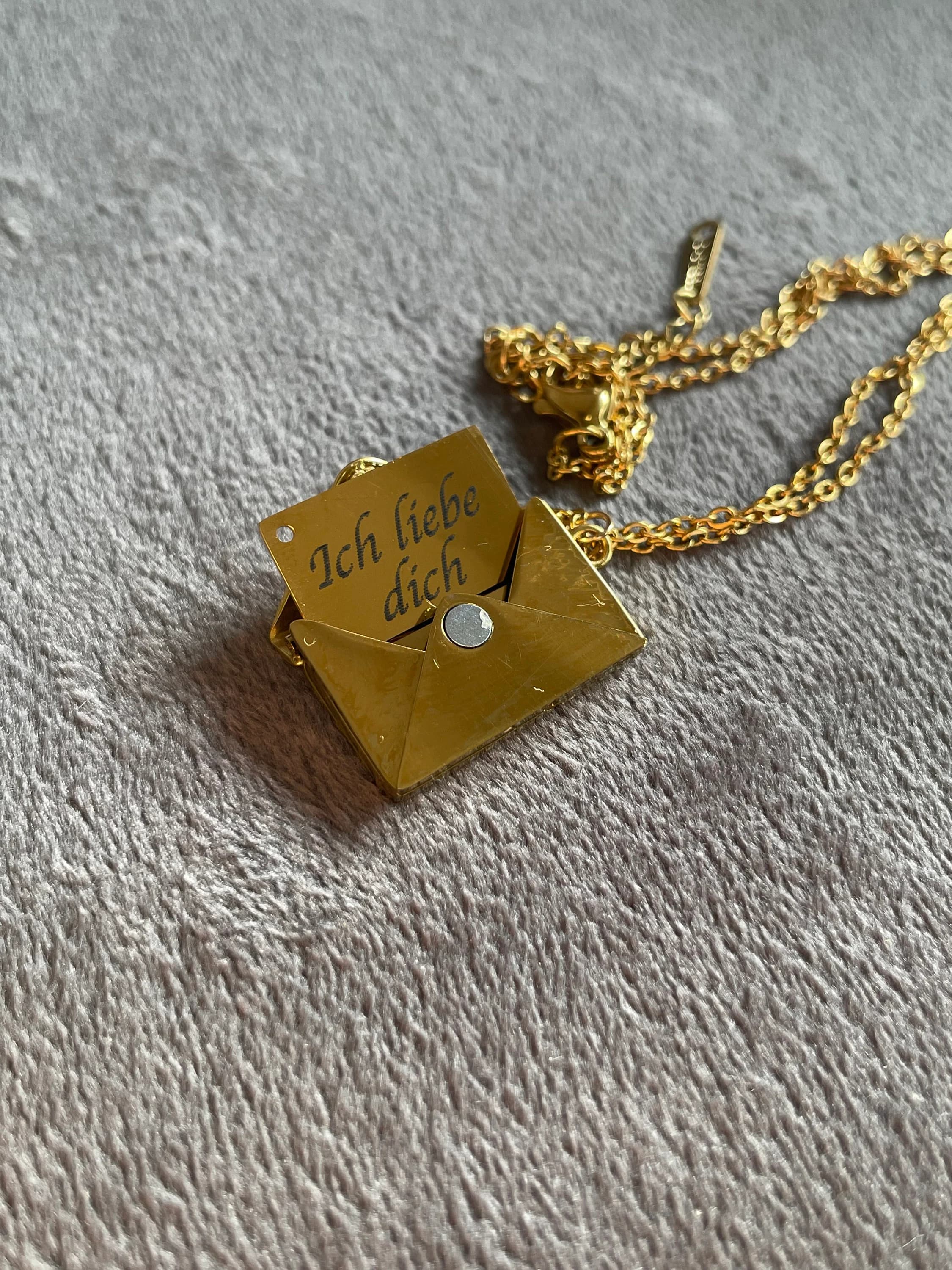 Personalisierte Kette - Briefumschlag - individuelle Gravur - geheime Botschaft - Halskette Geschenk für Freundin  Mutter Weohnachtsgeschenk - image 4