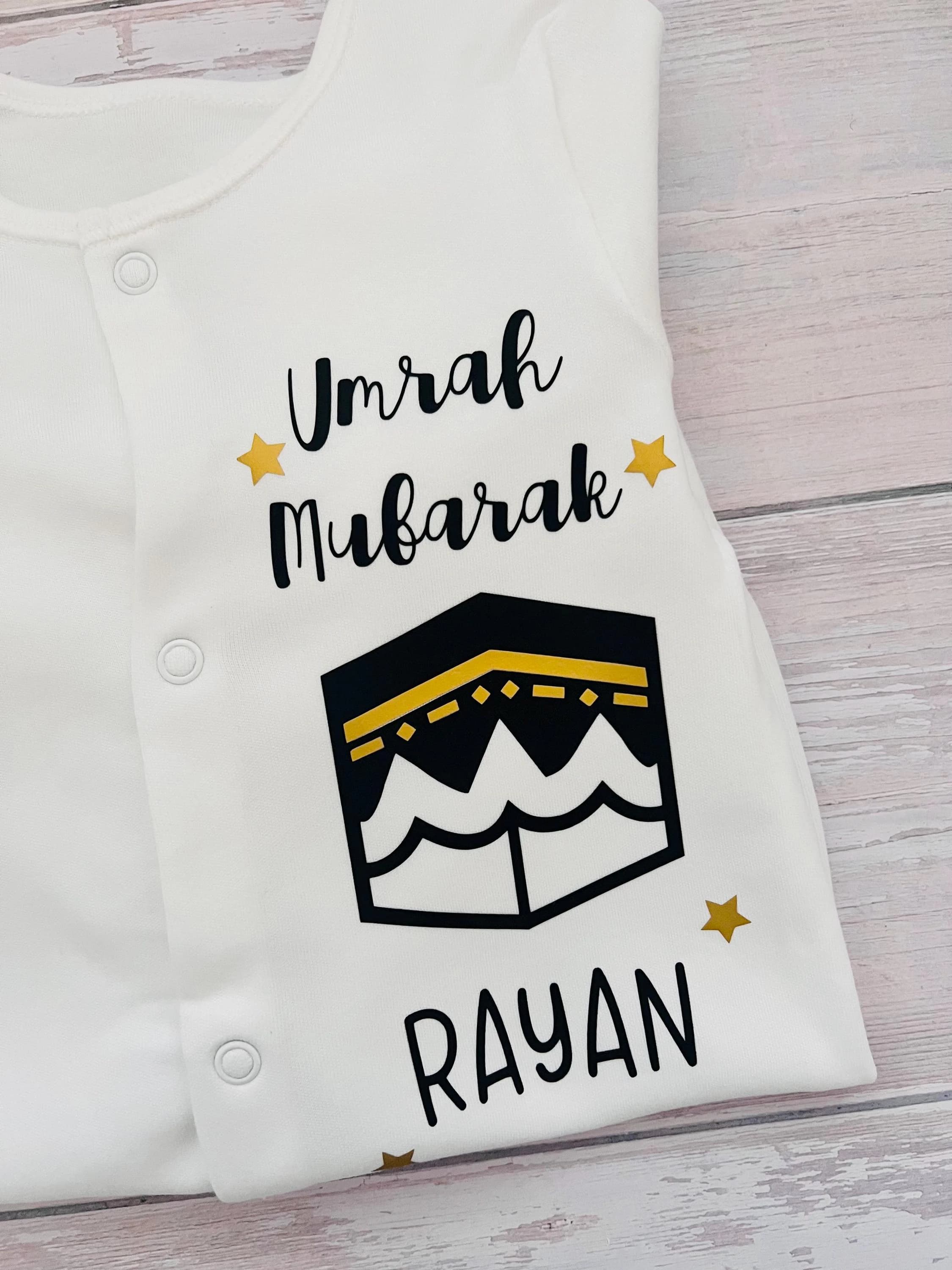 Umrah Mubarak Baby Grow | Personalised Hajj And Umrah Gifts | Islamic Baby Gifts | Hajj Mubarak Gifts From Baby | Hajj Gift | Phupho Chachu - image 2
