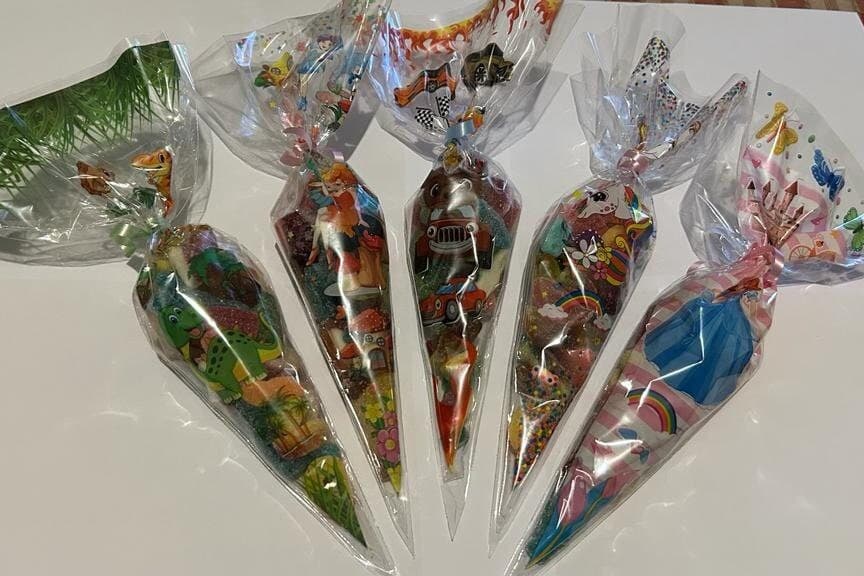 Delicious Pre-Filled Themed Sweet Cones , Random Quality Sweets, Made to order (Halal) UK only, (unicorn/princess/fairy/cars/dinosaurs) - image 3