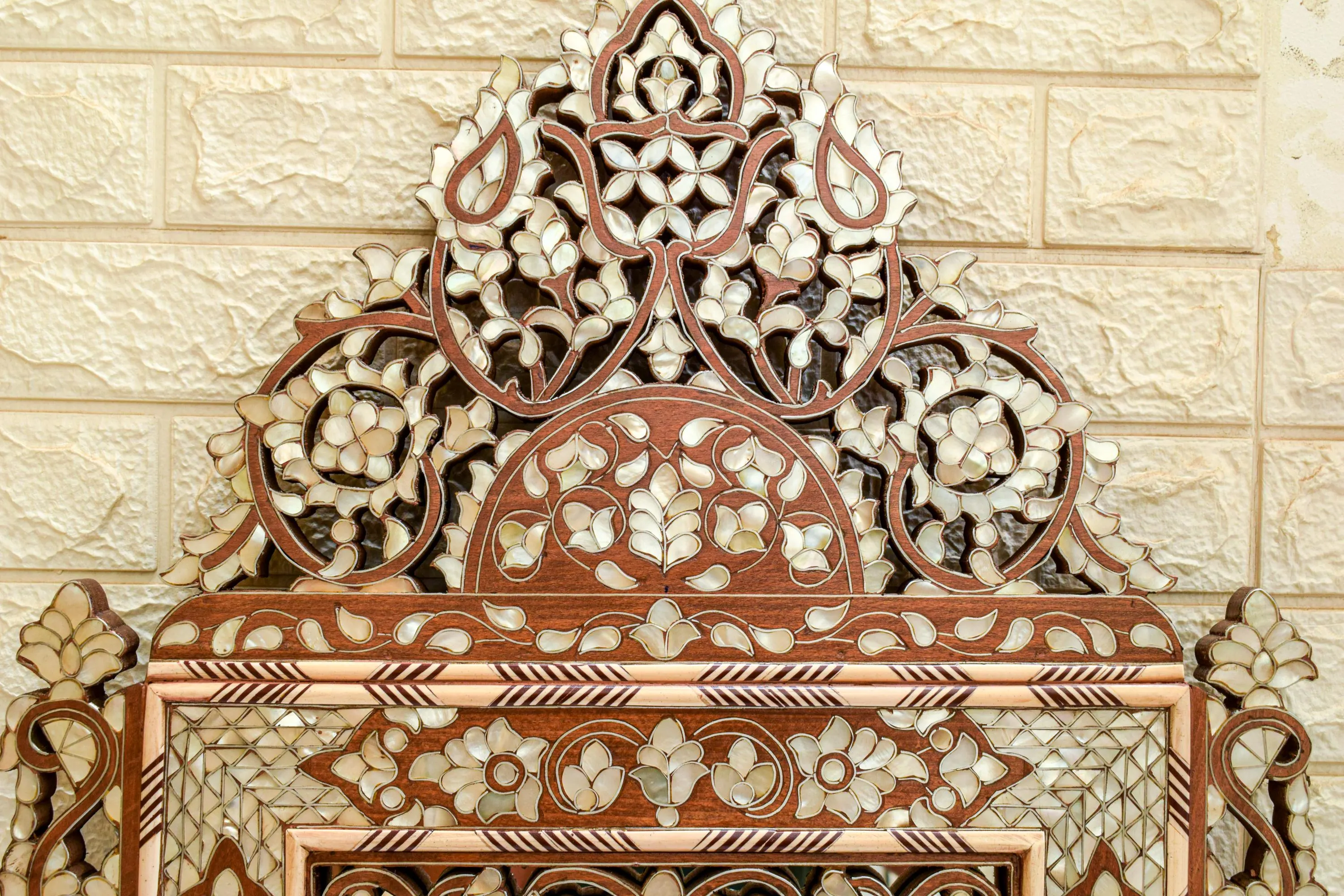 Hand Carved Syrian Mother of Pearl Mirror Frame, Floral Inlay, Middle Eastern Decor (40") - image 4