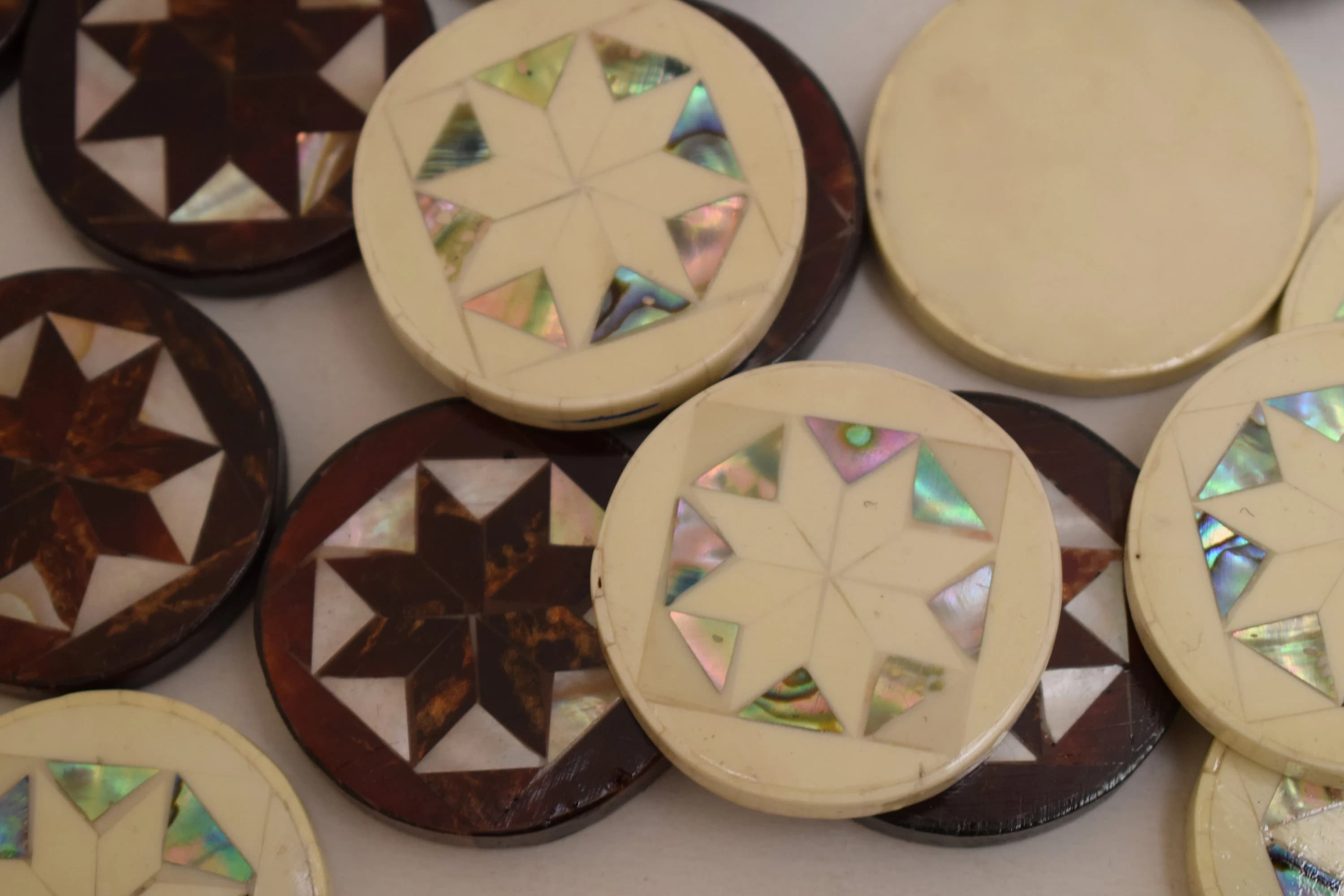 Handmade Egyptian Backgammon Chips: Mother of Pearl Inlay, Velvet Gift Box - image 4