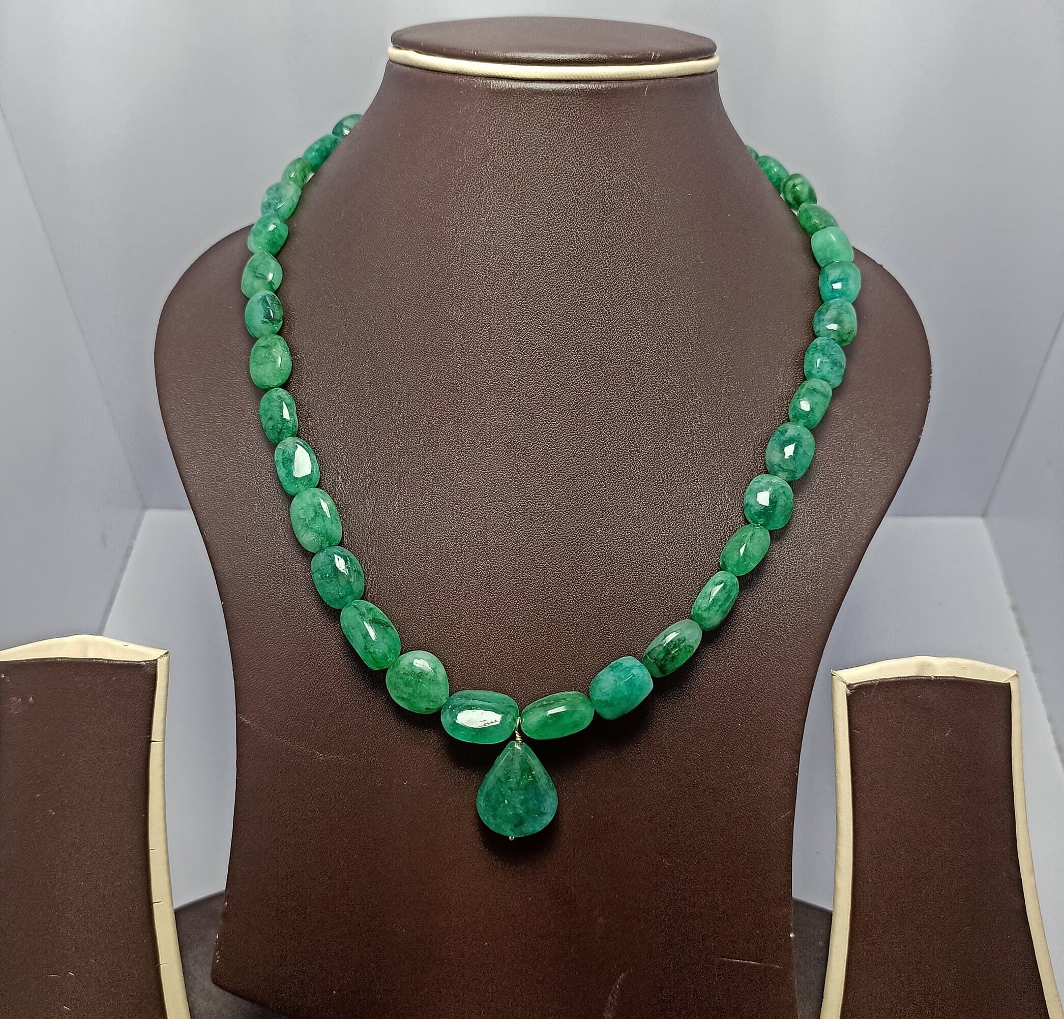 Emerald Beryl Tumble Bead Necklace 299 Carats 20″ Healing Gemstone Strand Handmade Jewelry - image 3