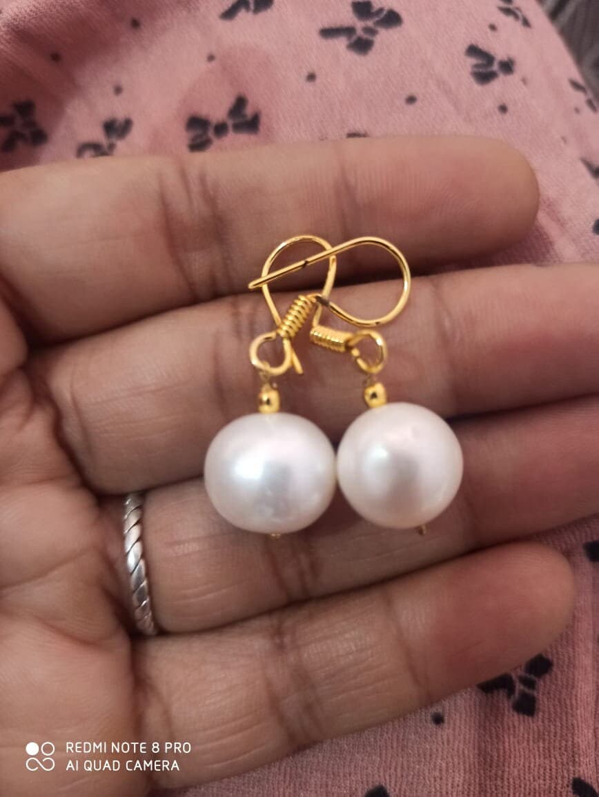 23'' Natural Freshwater Pearl Necklace 626 Carat AAA Baroque & Round Pearls with Gold-Plated Pendant - image 5