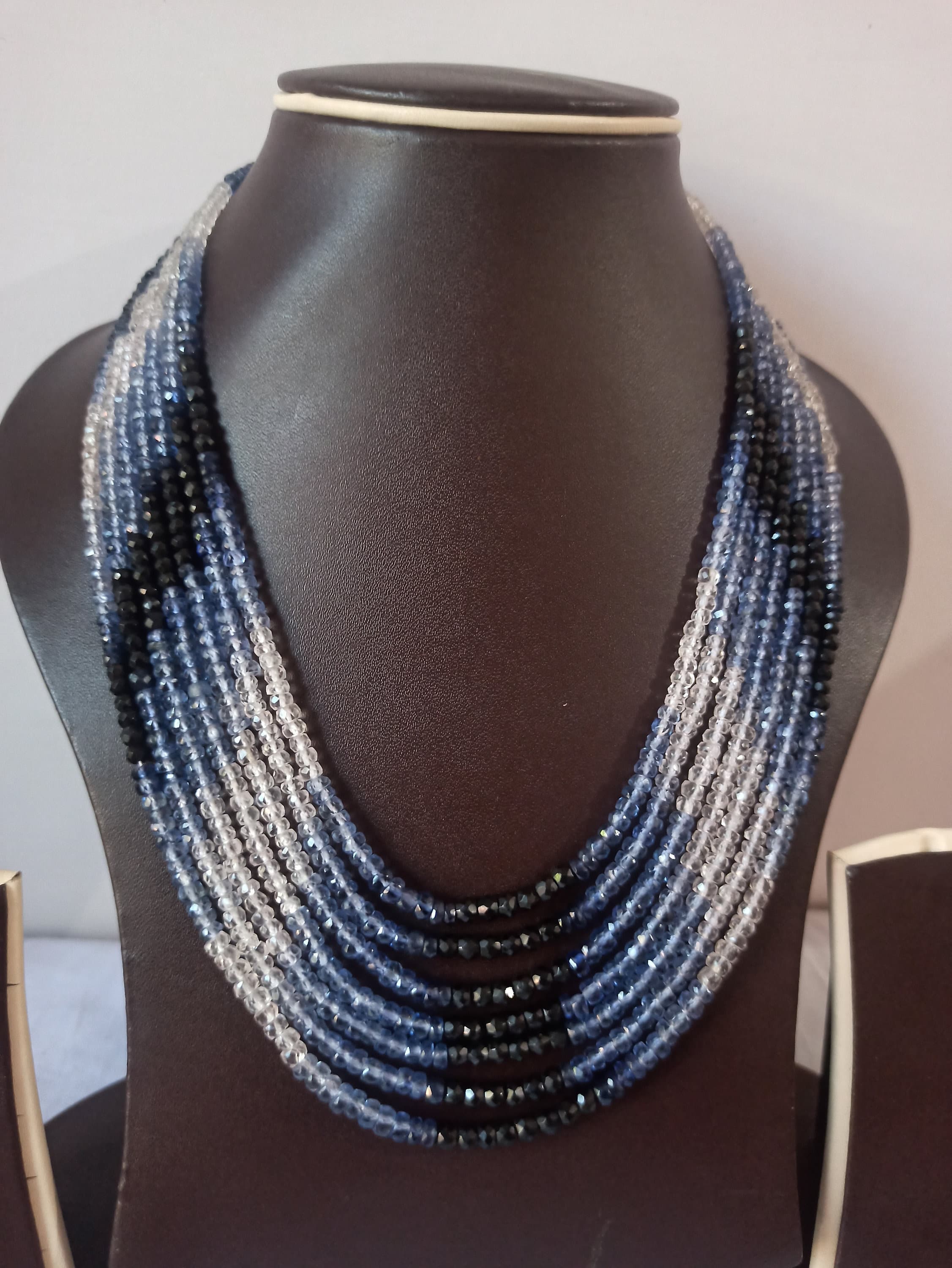Faceted Blue Sapphire Bead Necklace: 585 Carat Corundum, AAA Quality