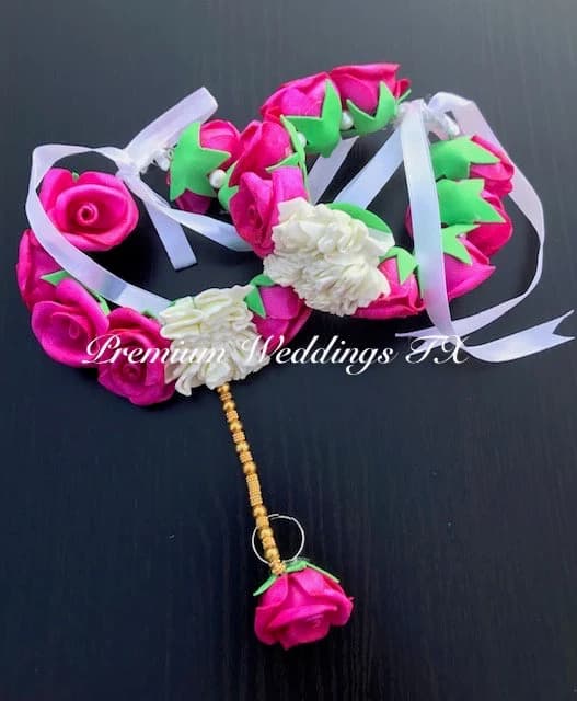 Floral Bridal Jewelry Set: Foam Flower Gajra, Bangles, Earrings, Tikka - image 3