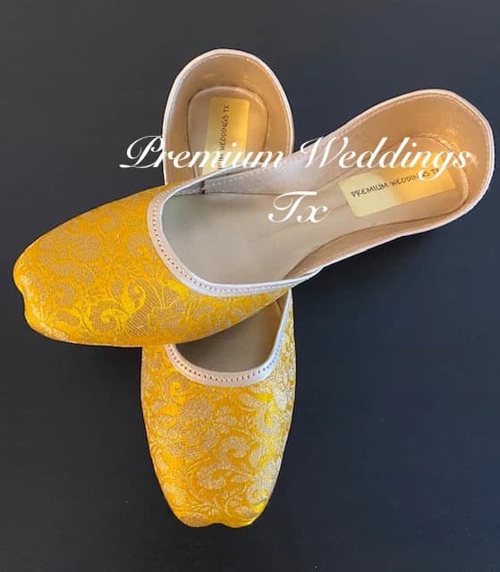 Banarsi Fabric Punjabi Jutti: Dulhan Shaadi Shoes - image 4